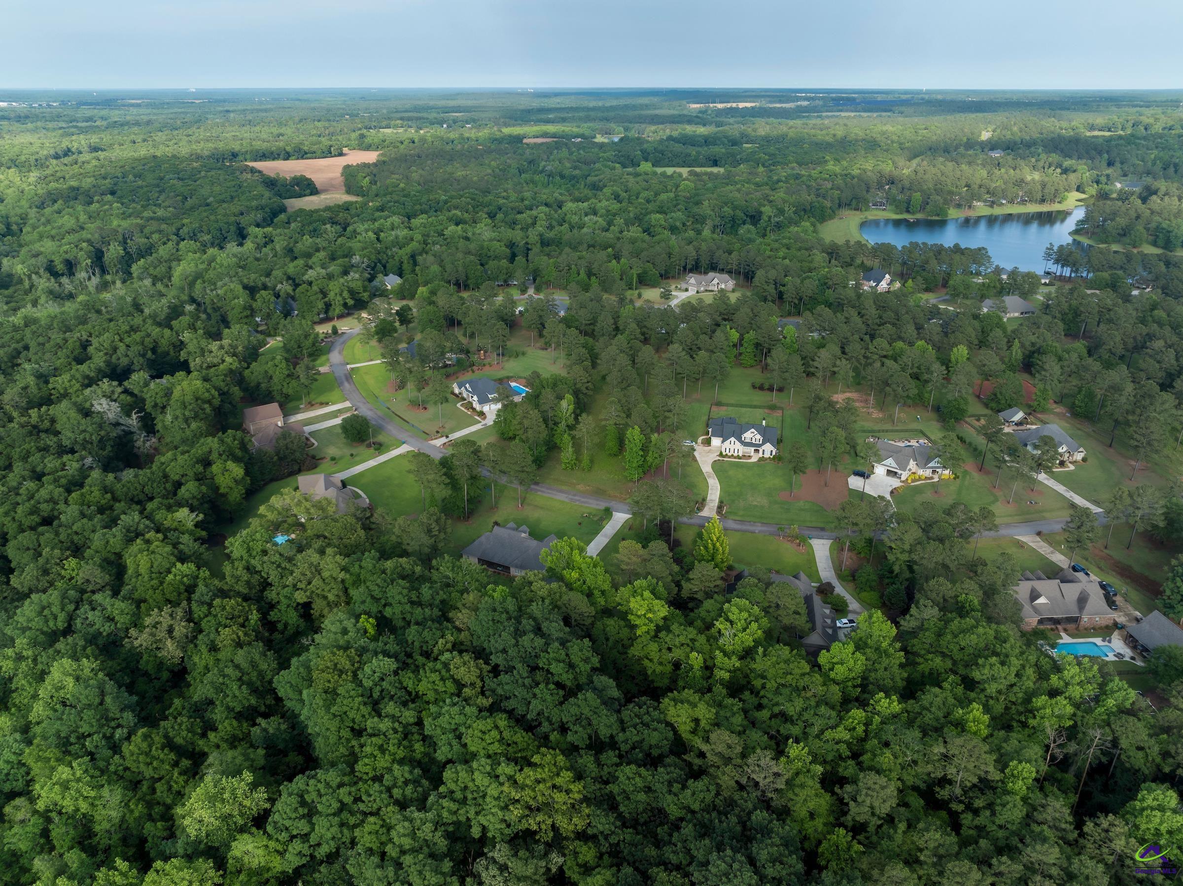 4031 Roundtop Circle