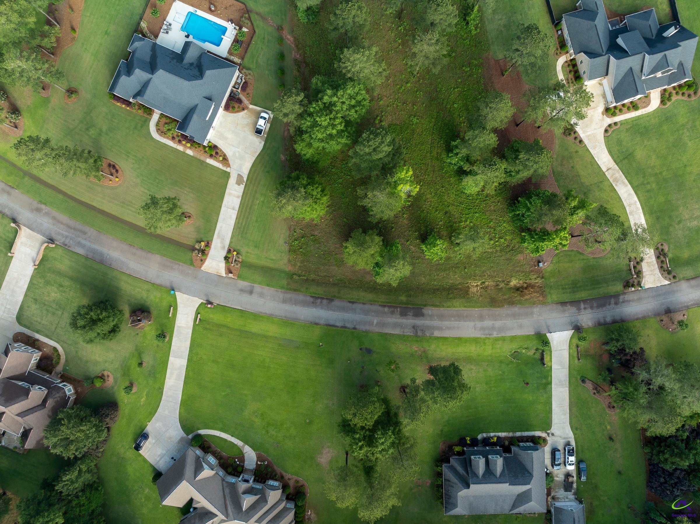 4031 Roundtop Circle