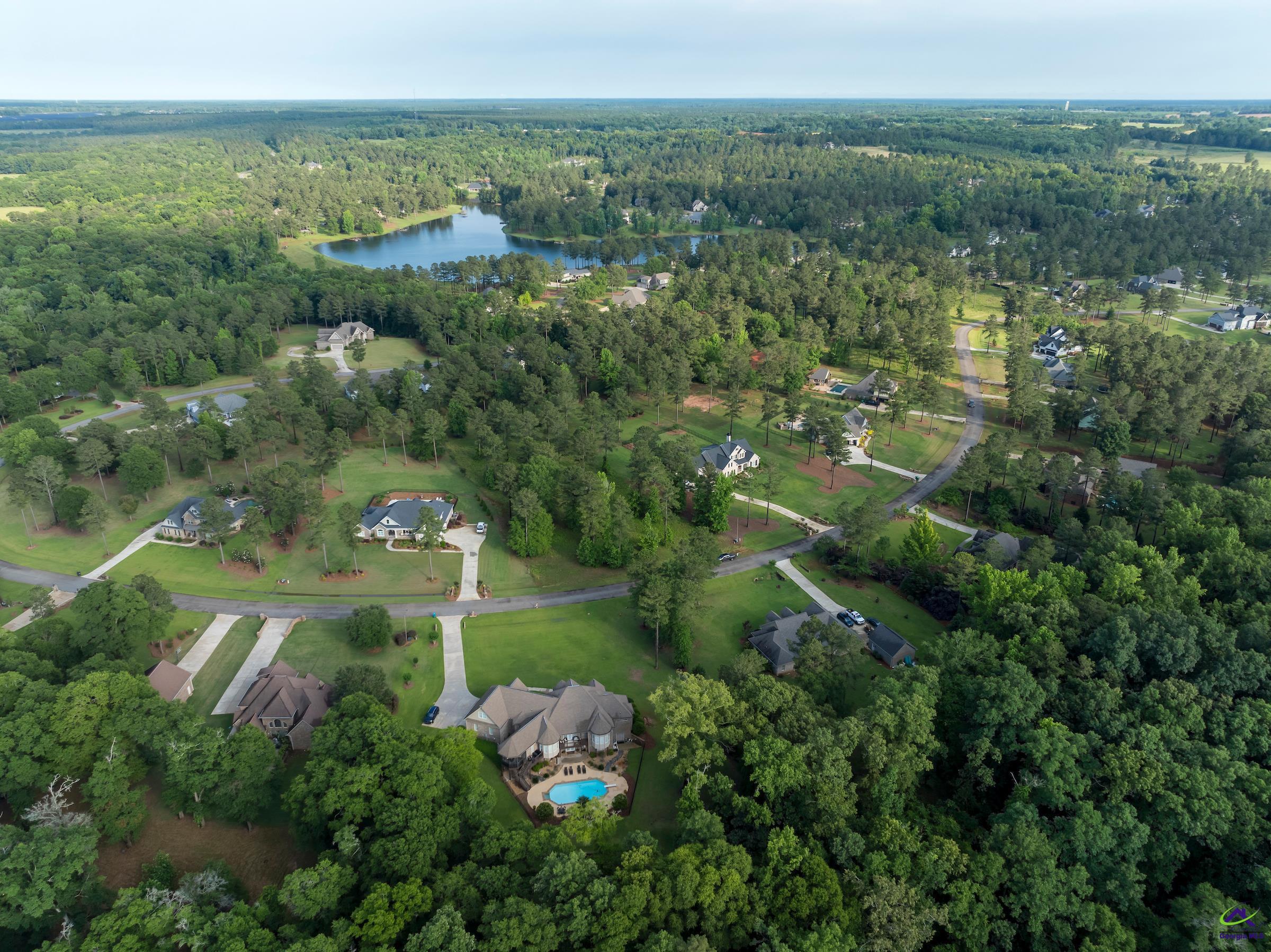 4031 Roundtop Circle