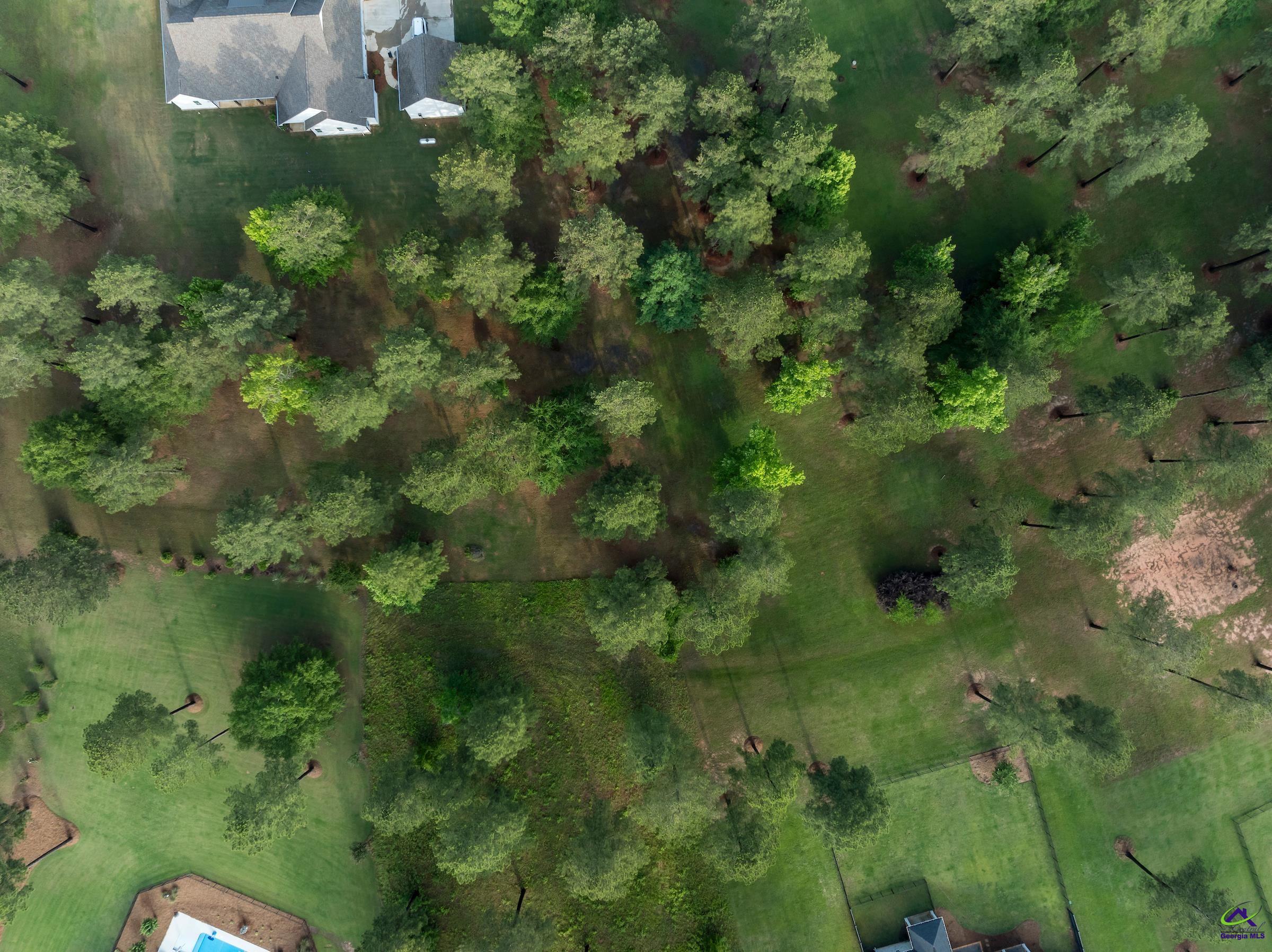 4031 Roundtop Circle