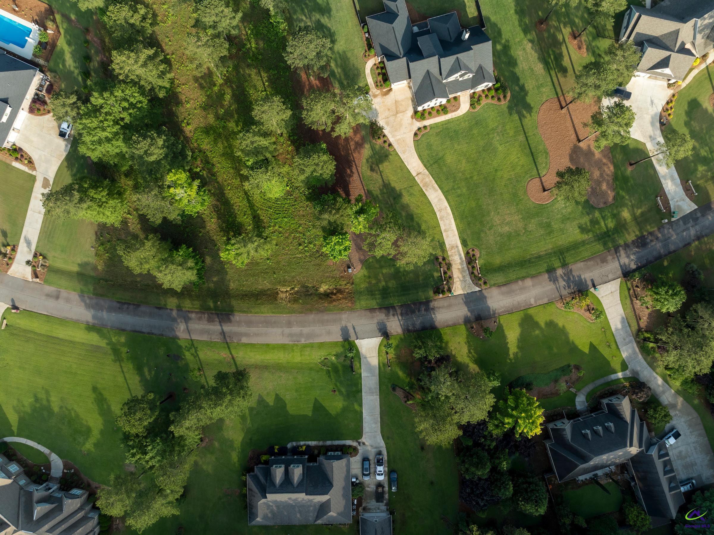 4031 Roundtop Circle