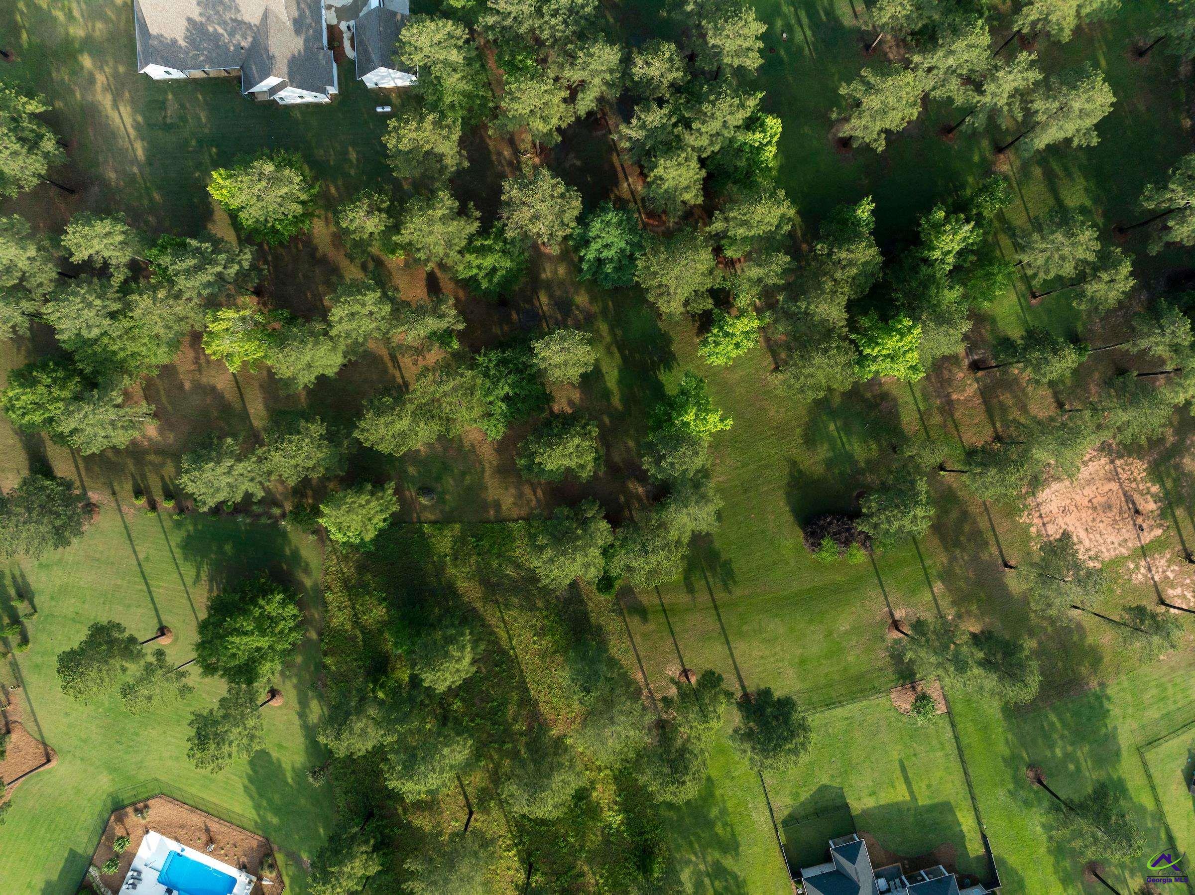 4031 Roundtop Circle