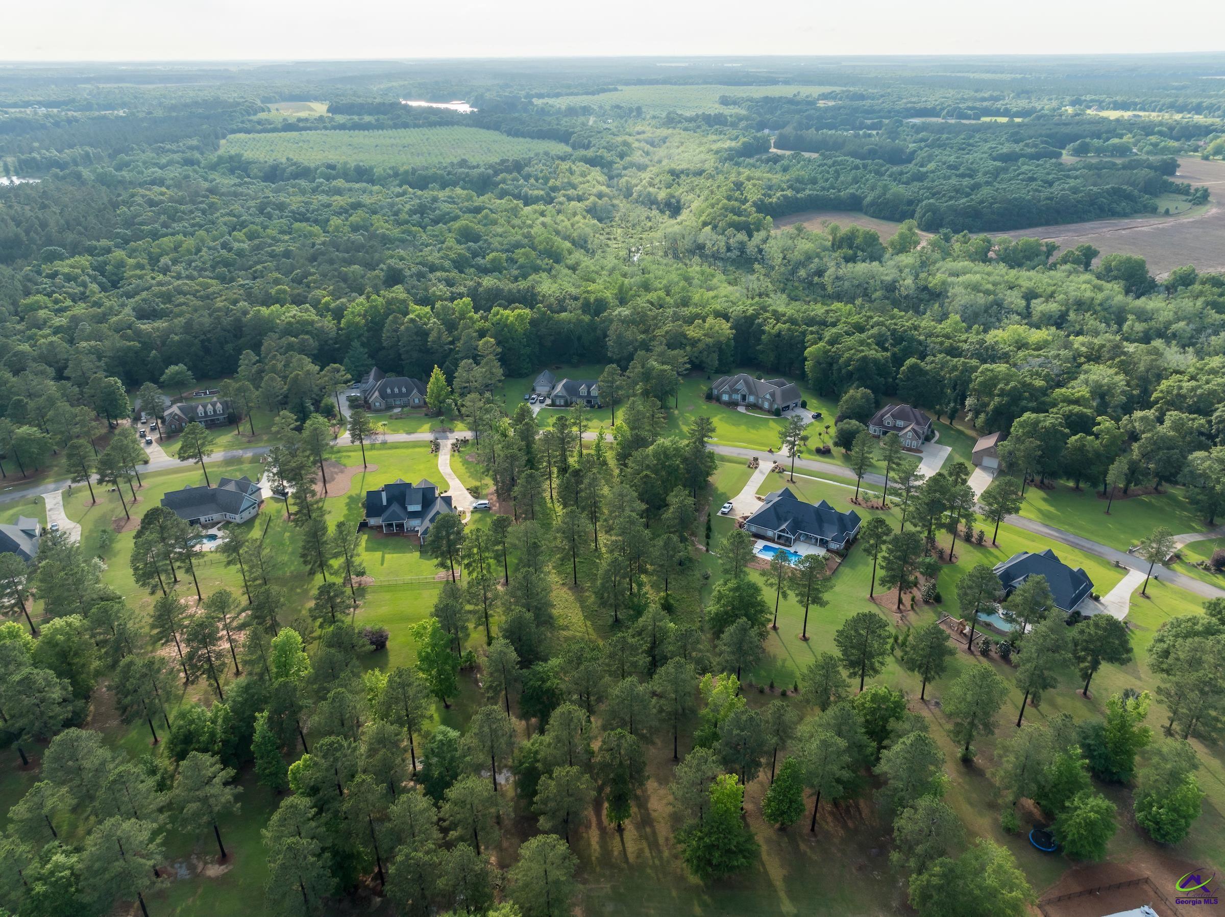 4031 Roundtop Circle