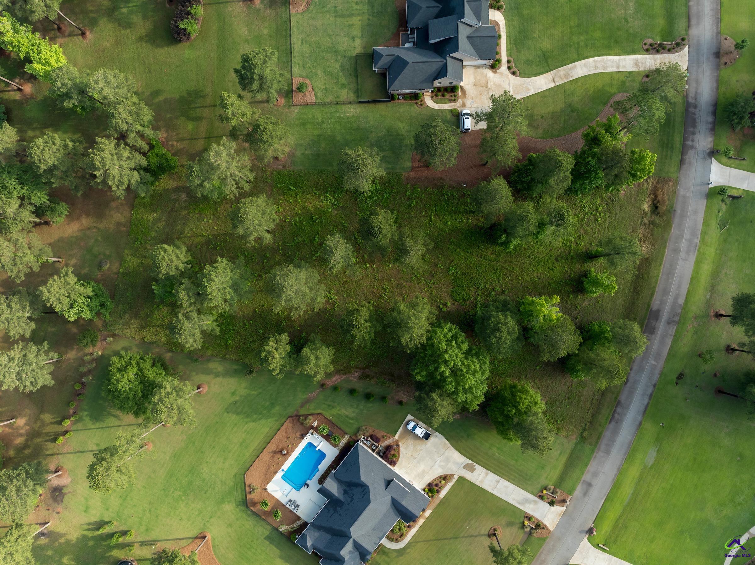 4031 Roundtop Circle