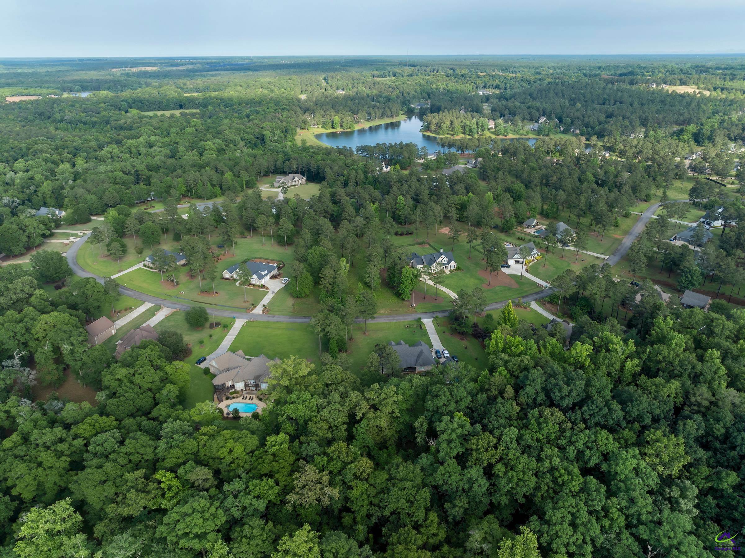 4031 Roundtop Circle