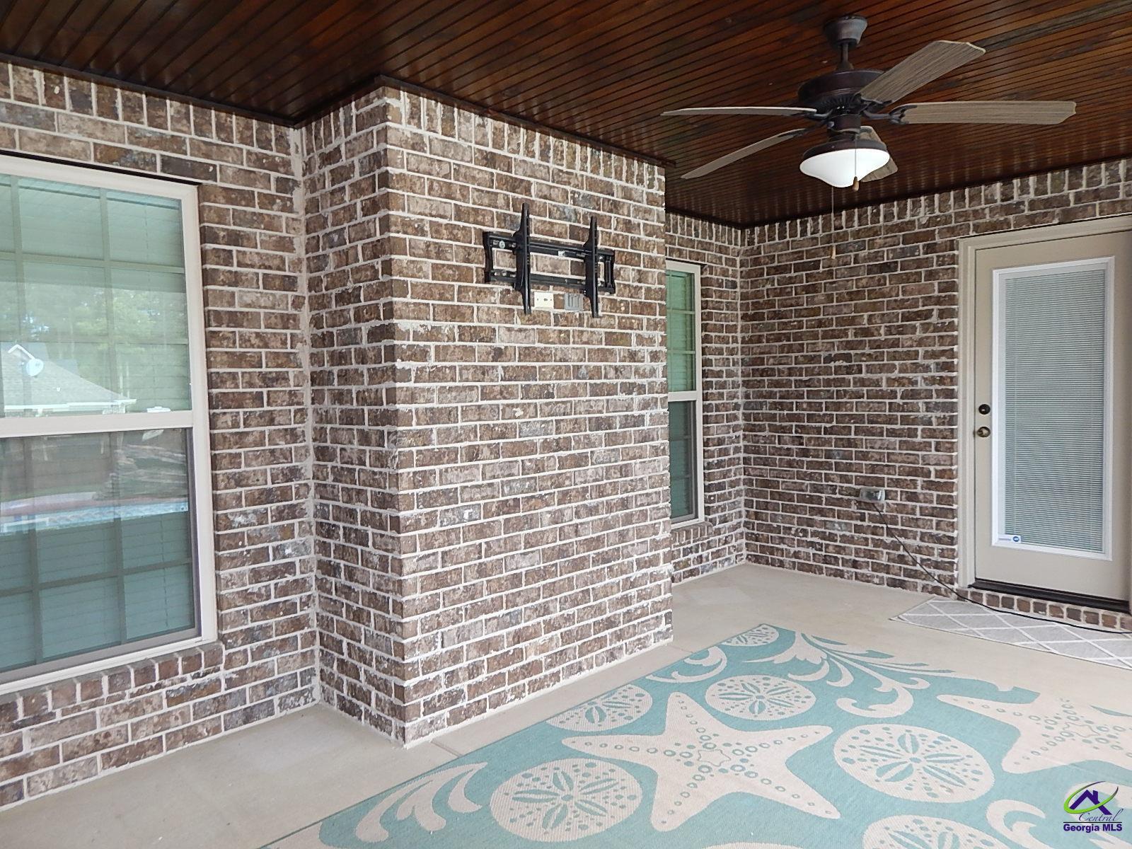 206 Tivoli Circle