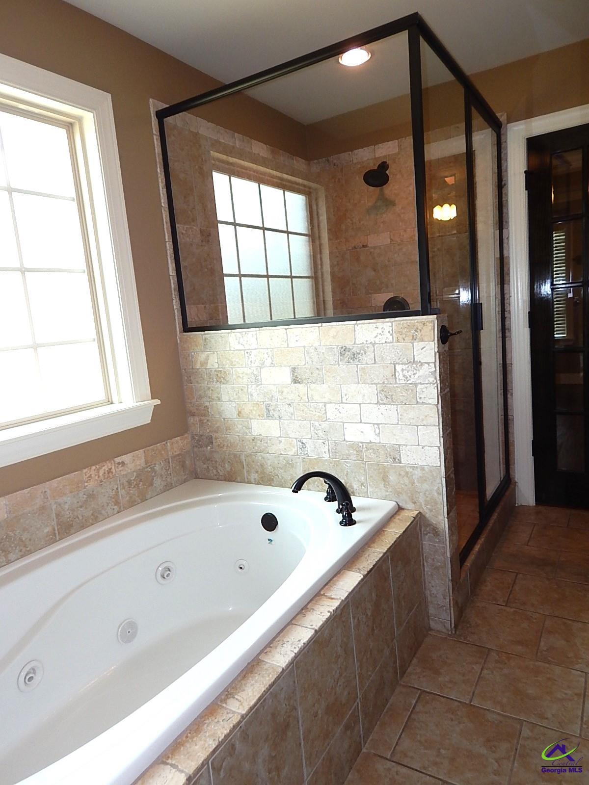 206 Tivoli Circle