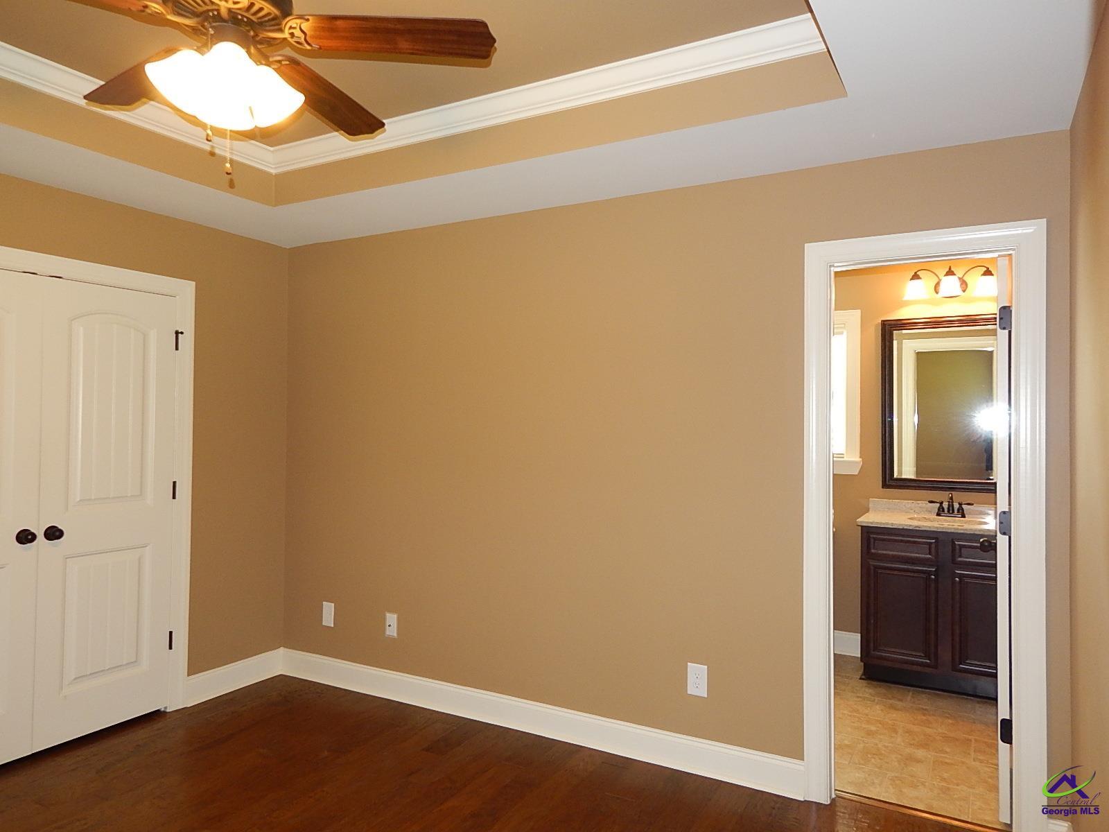 206 Tivoli Circle