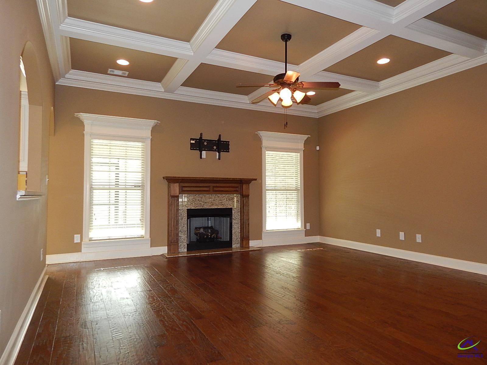 206 Tivoli Circle