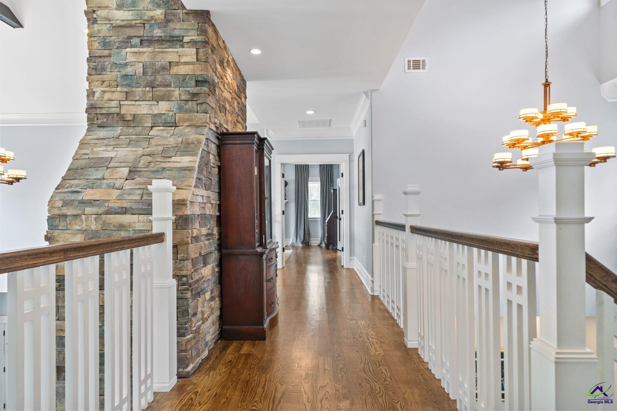 1015 Eagle Feather Trail