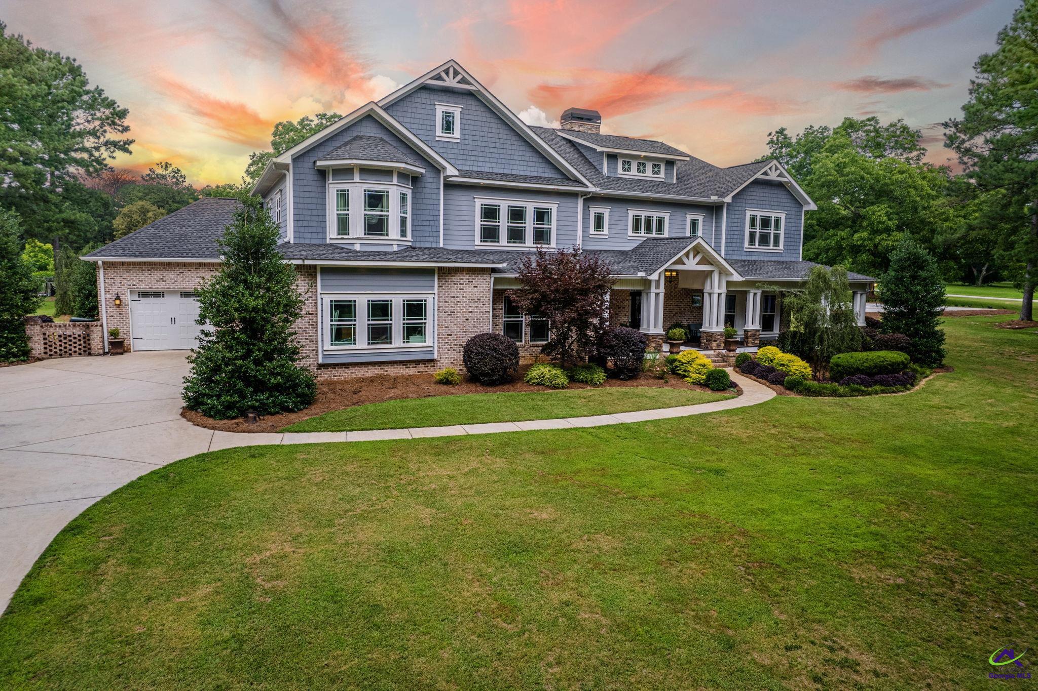 1015 Eagle Feather Trail