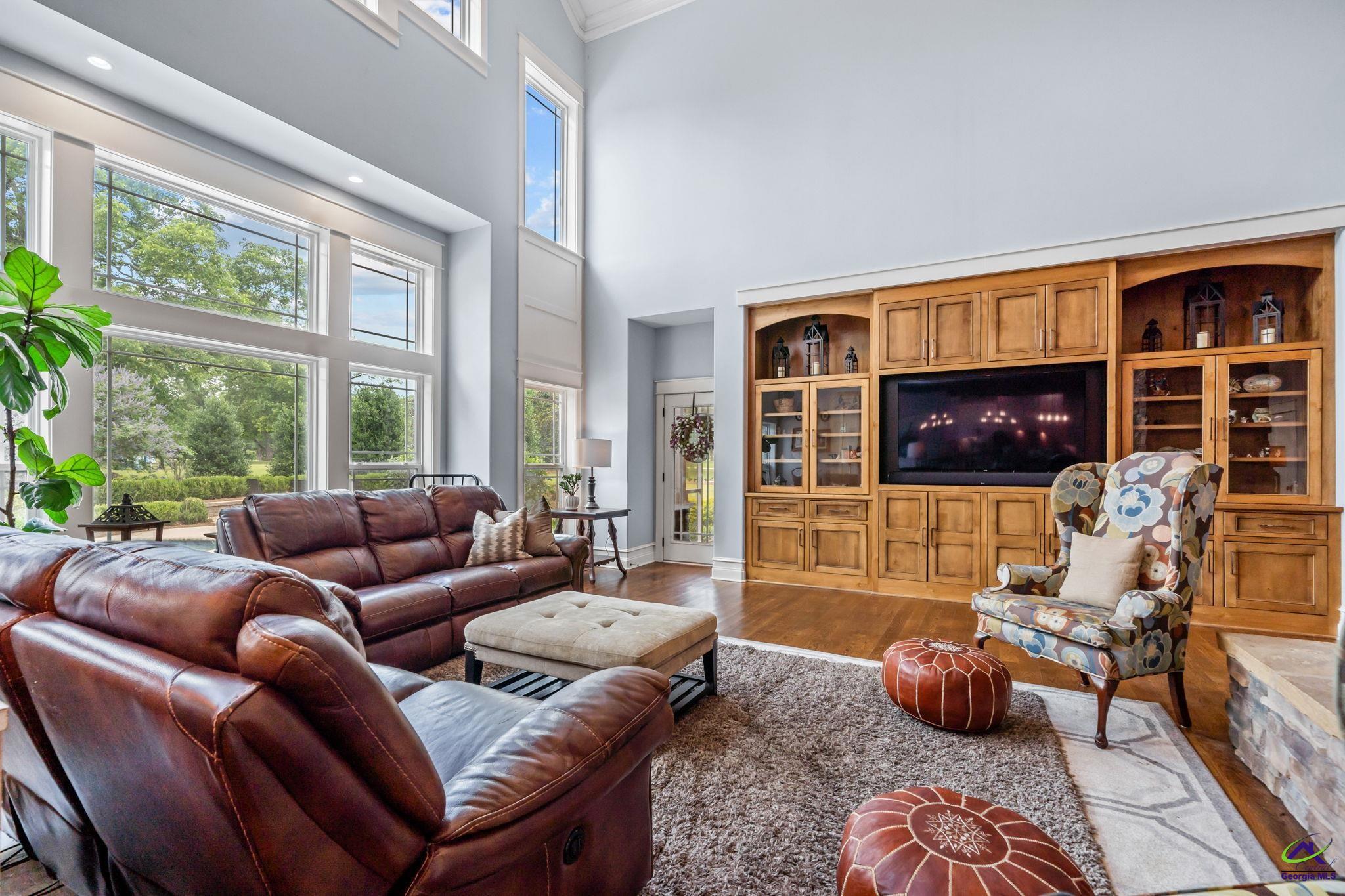 1015 Eagle Feather Trail