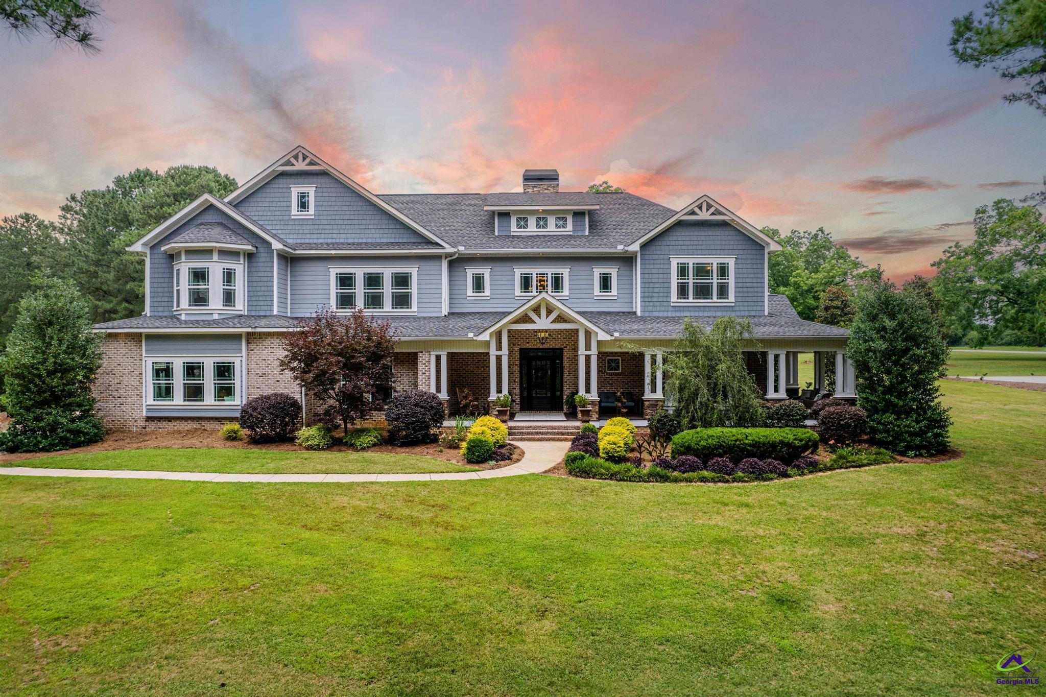 1015 Eagle Feather Trail