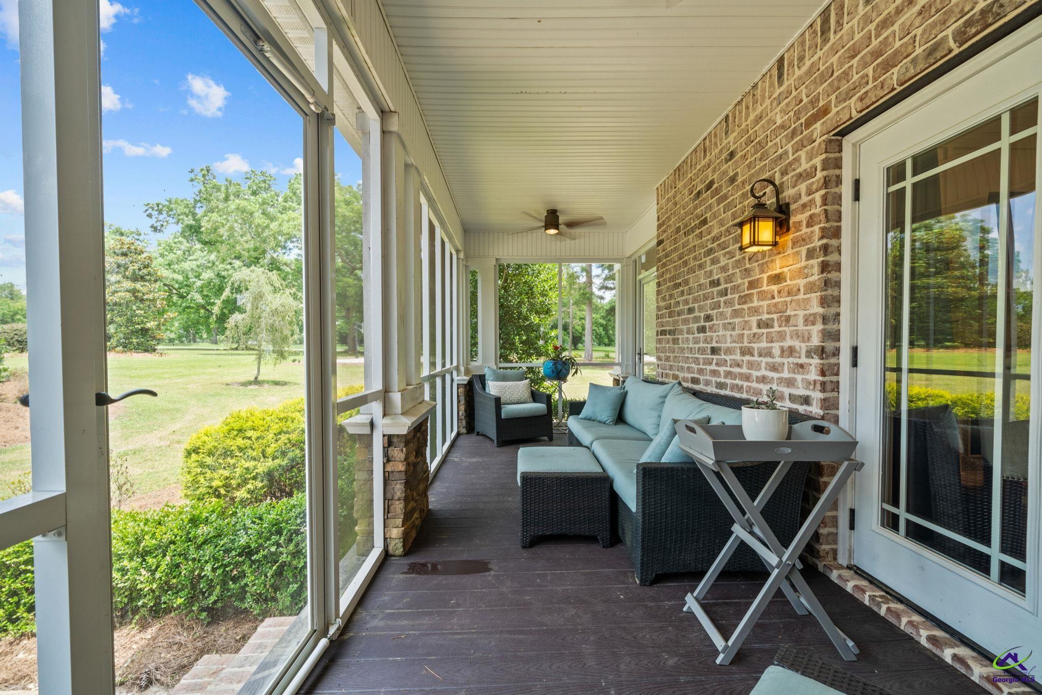 1015 Eagle Feather Trail