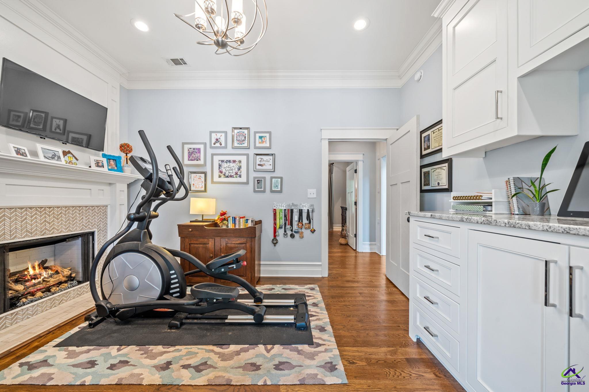 1015 Eagle Feather Trail