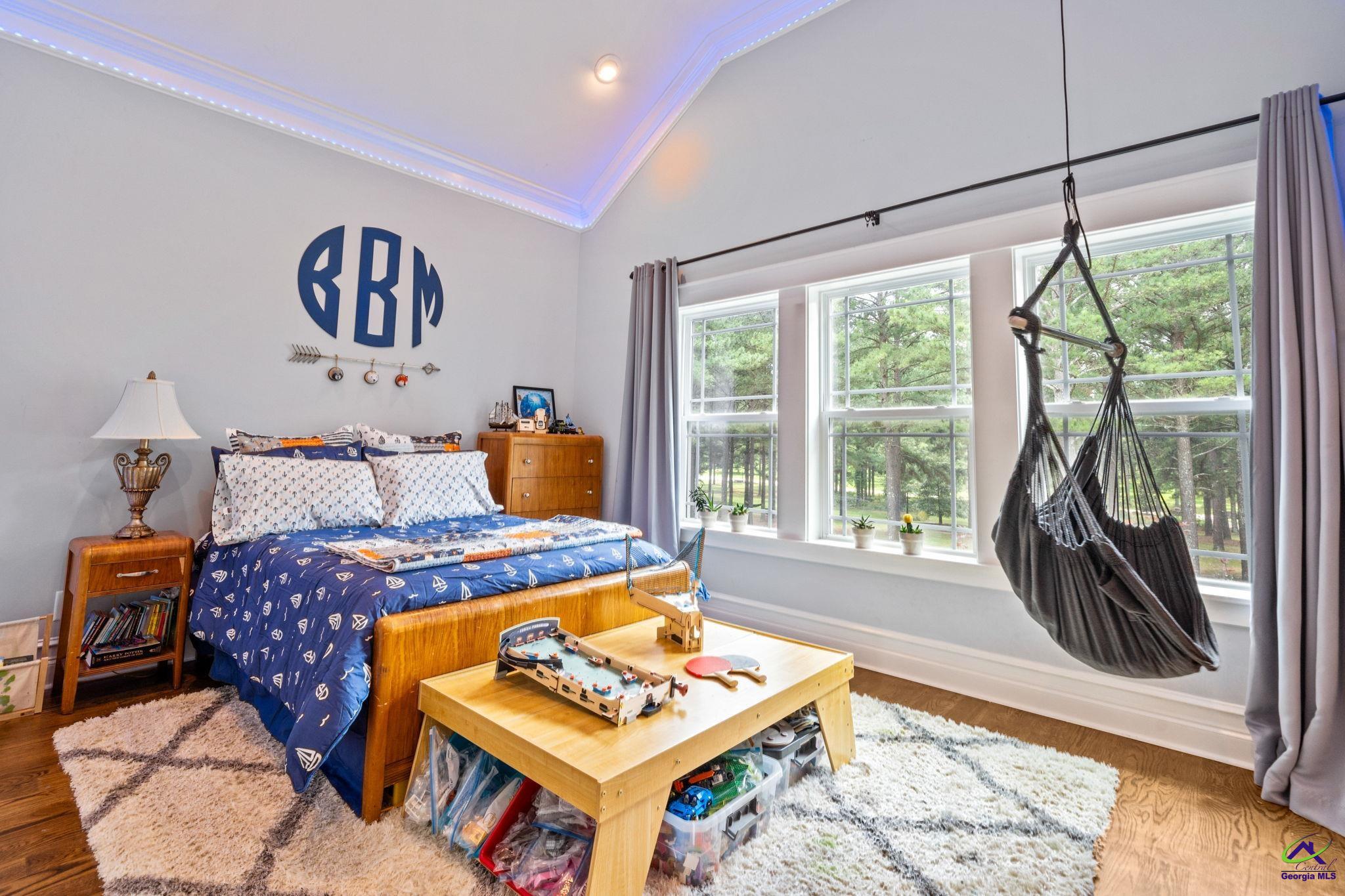 1015 Eagle Feather Trail