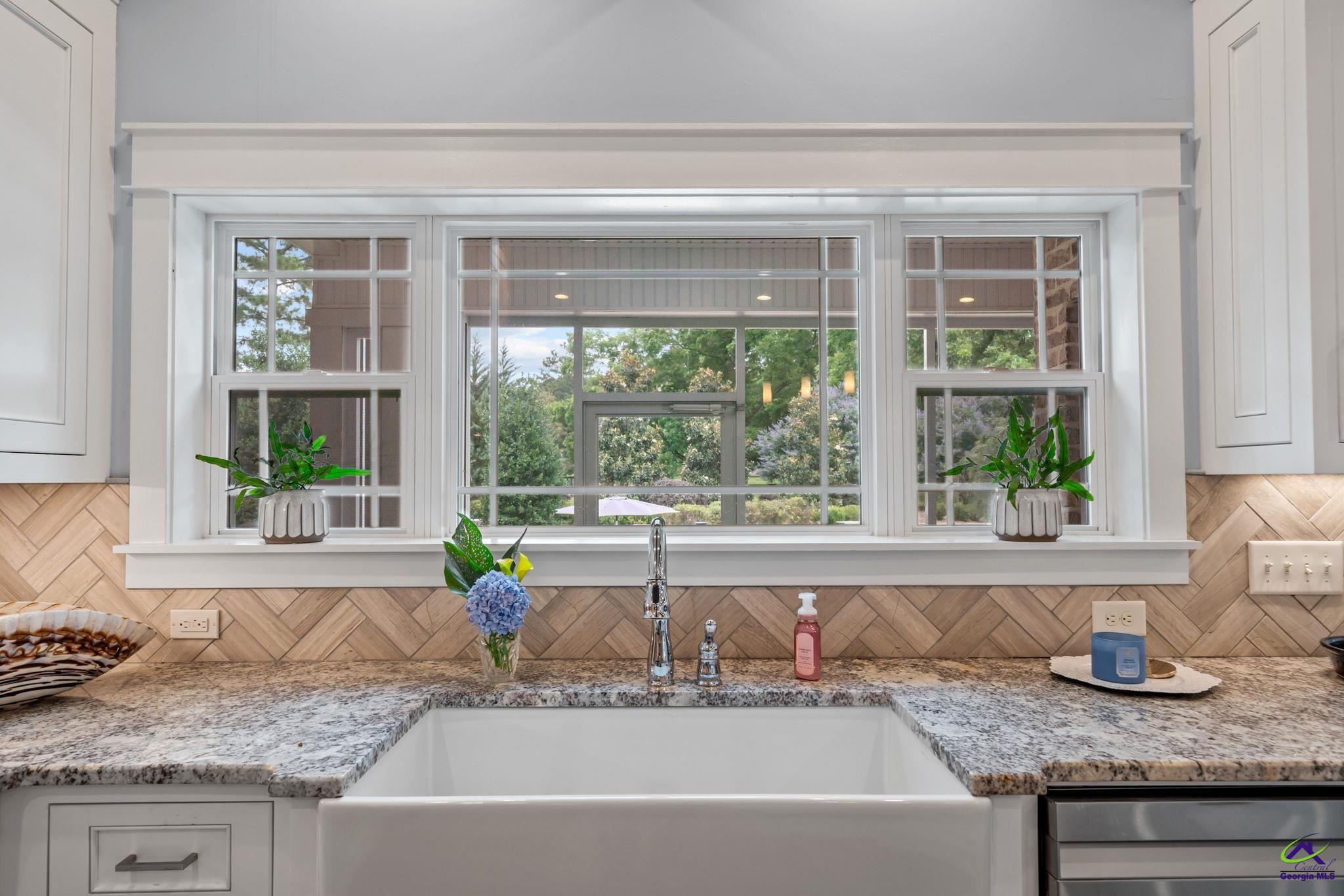 1015 Eagle Feather Trail