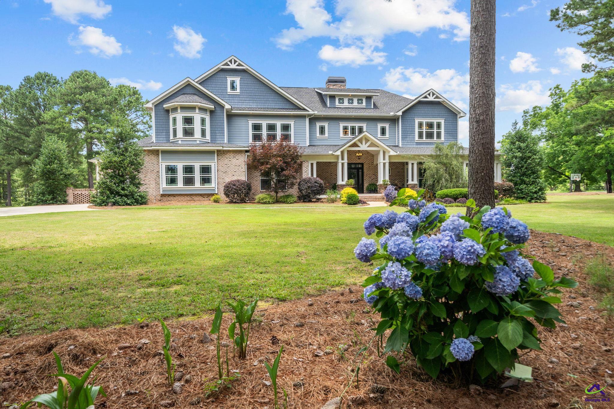 1015 Eagle Feather Trail