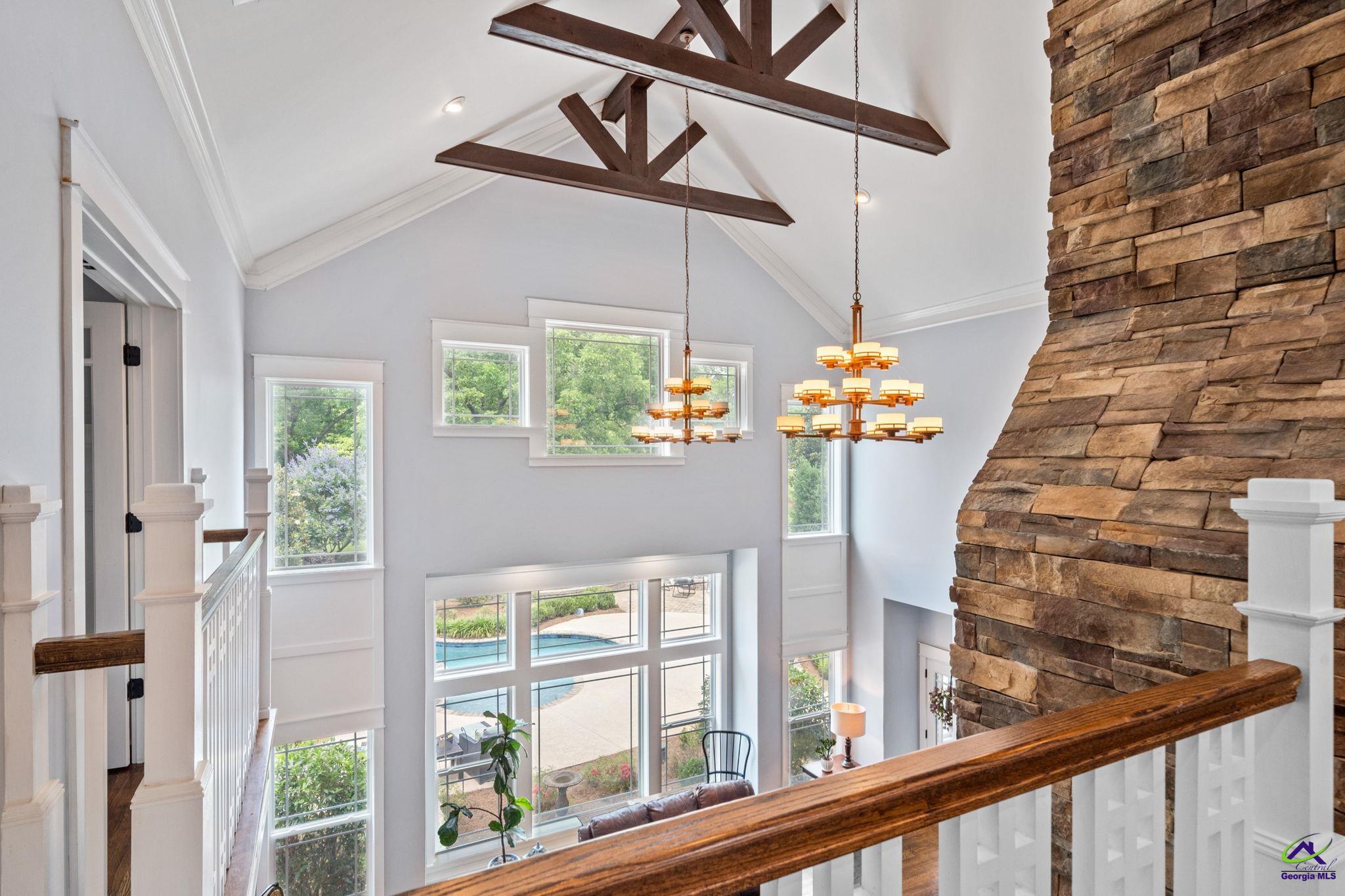 1015 Eagle Feather Trail