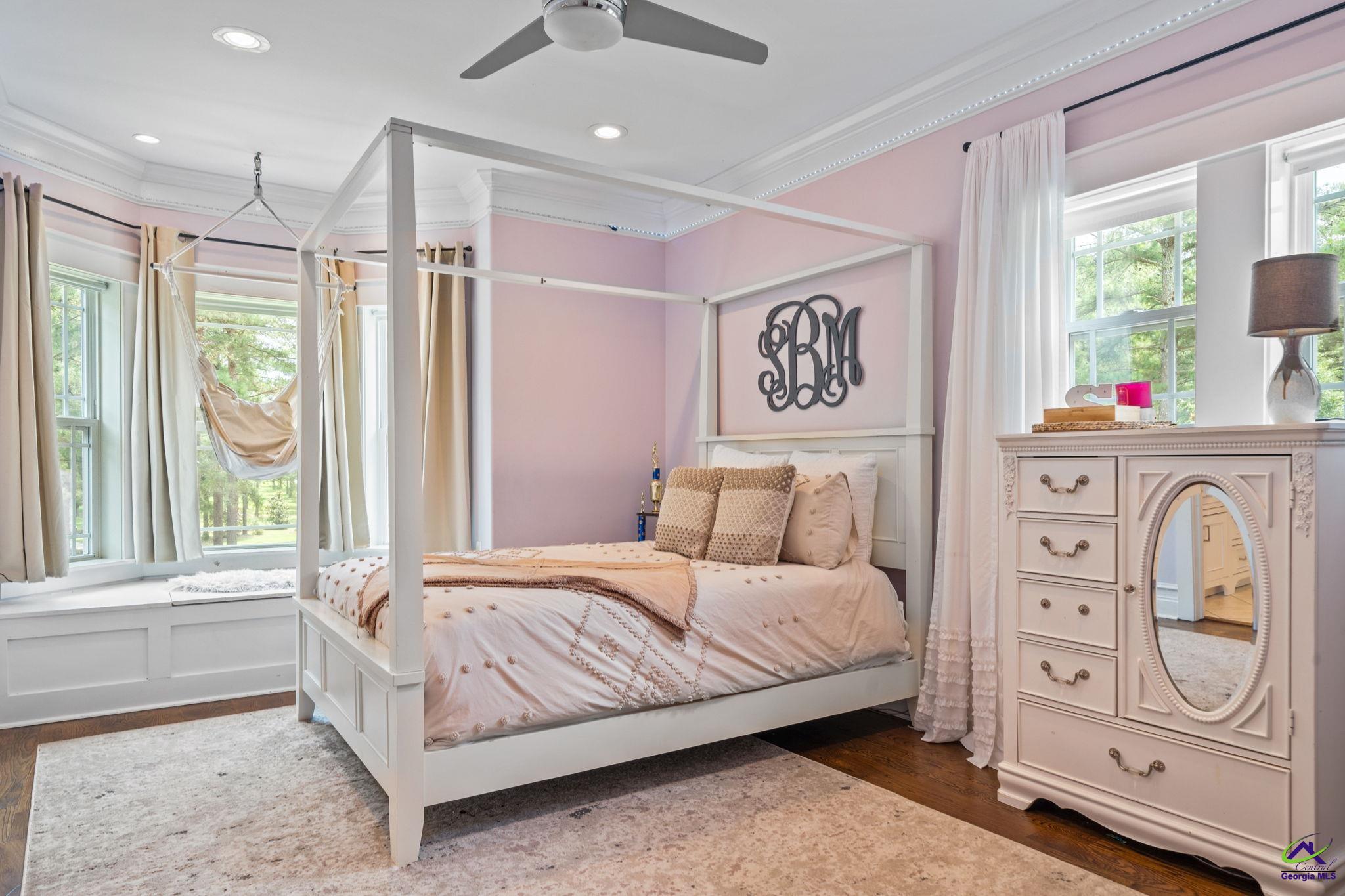 1015 Eagle Feather Trail