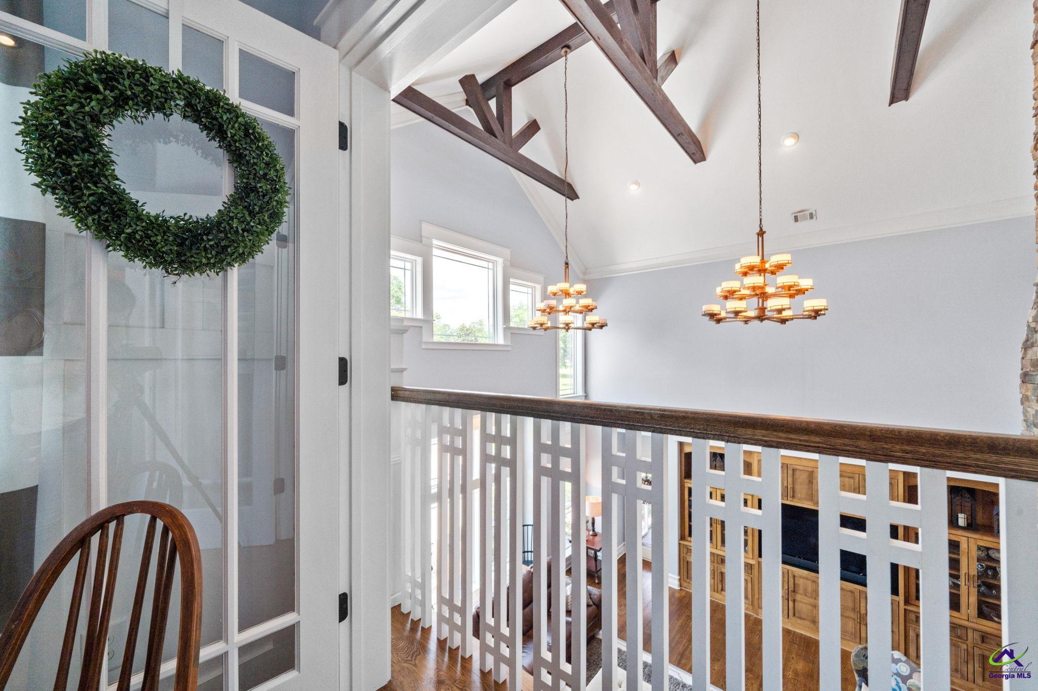 1015 Eagle Feather Trail