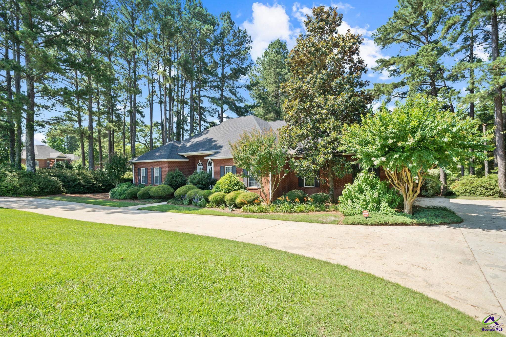 23 Willow Lake Drive