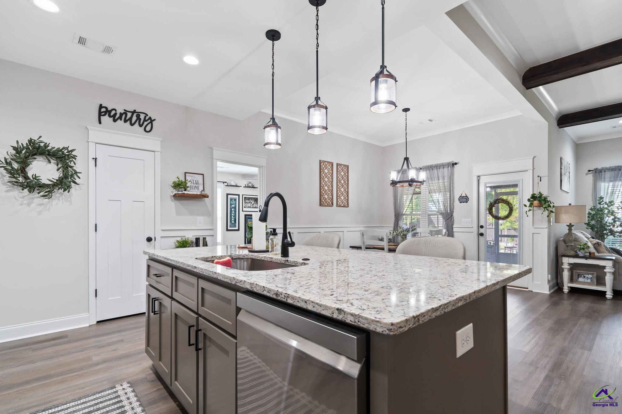 111 Sugar Creek Trail