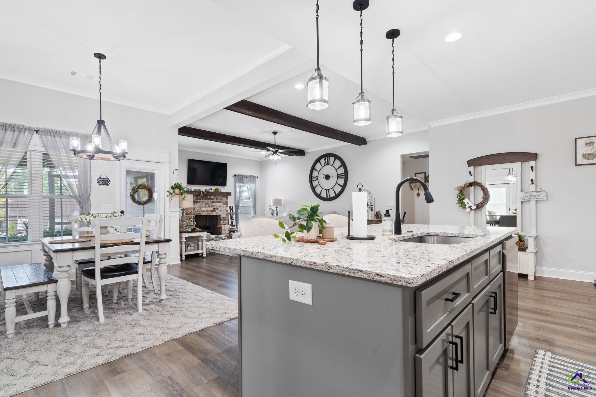 111 Sugar Creek Trail