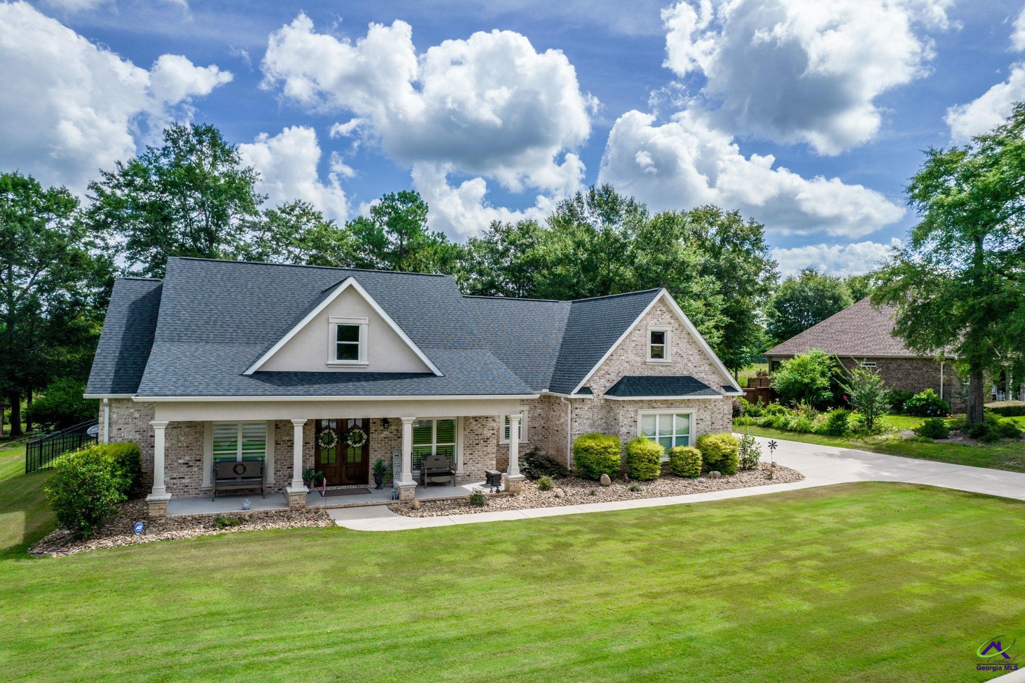 2027 Pin Oak Terrace