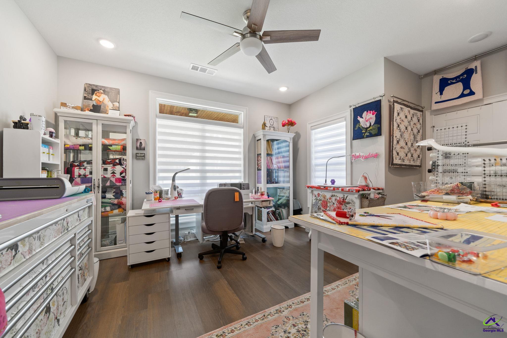 2027 Pin Oak Terrace