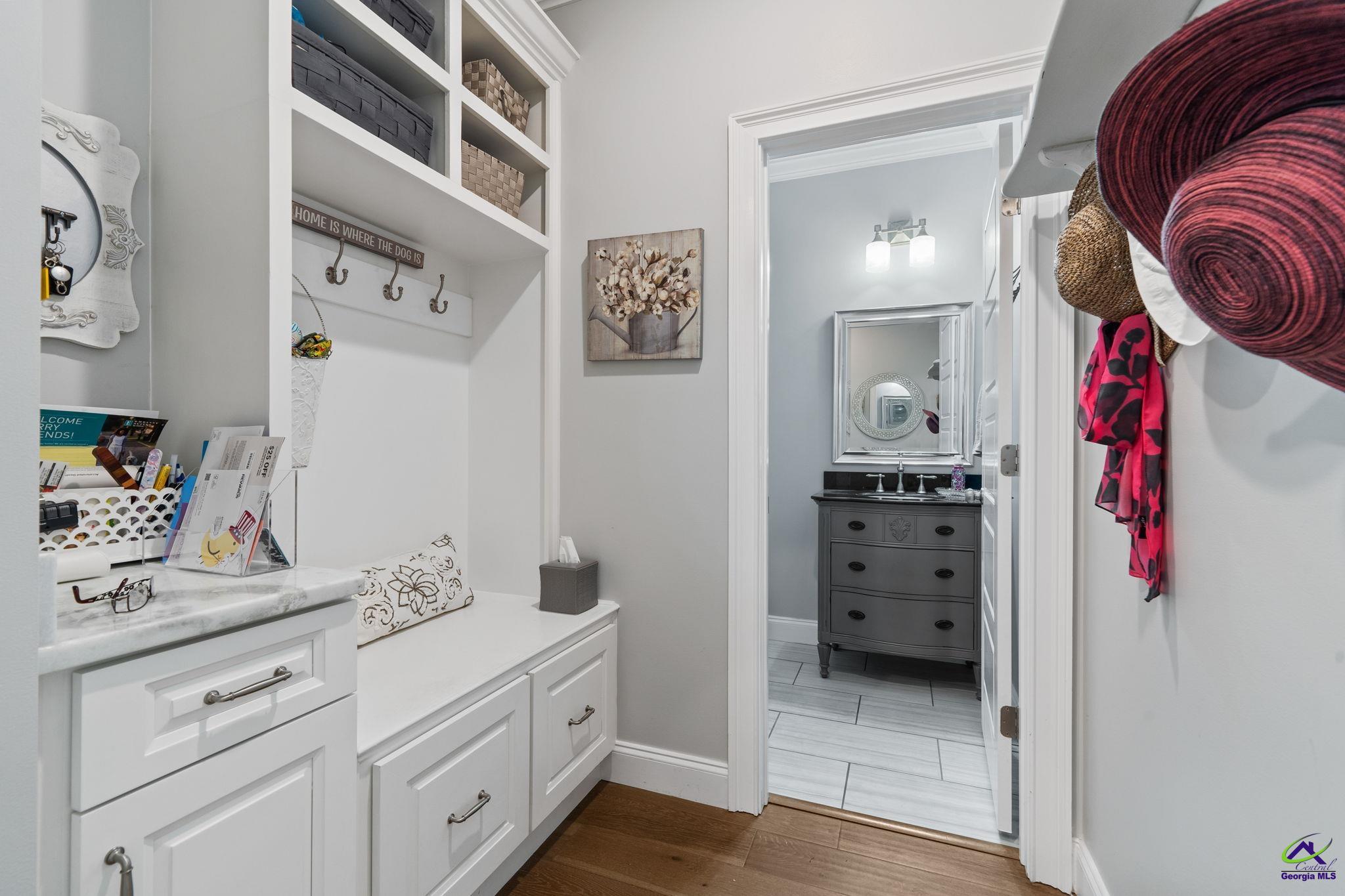 2027 Pin Oak Terrace