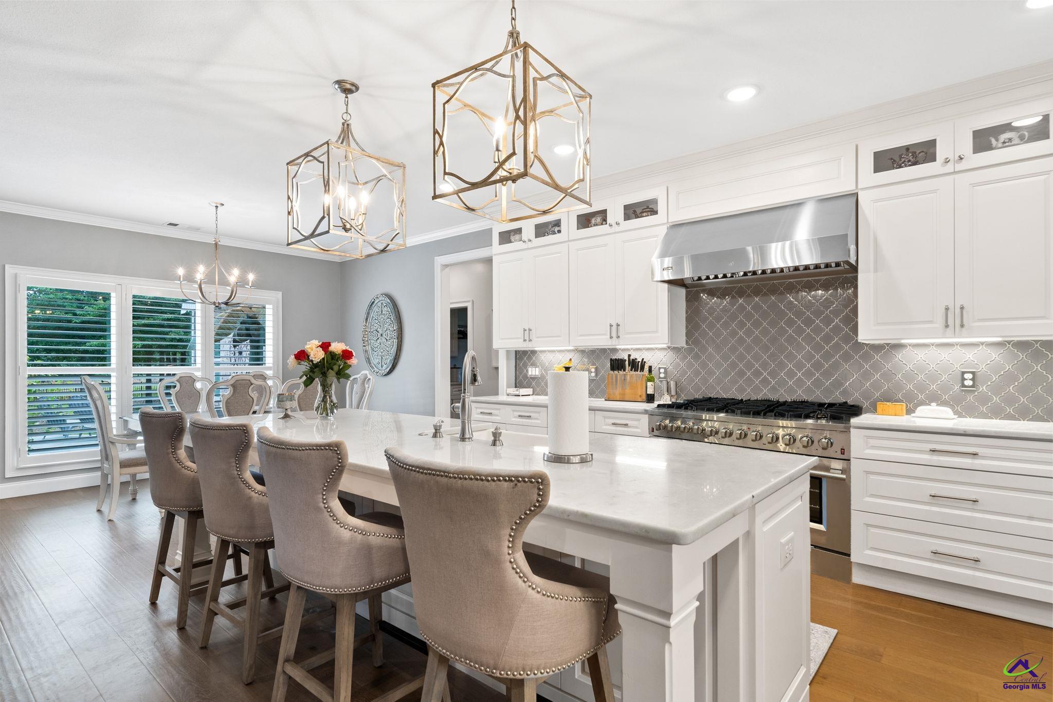 2027 Pin Oak Terrace