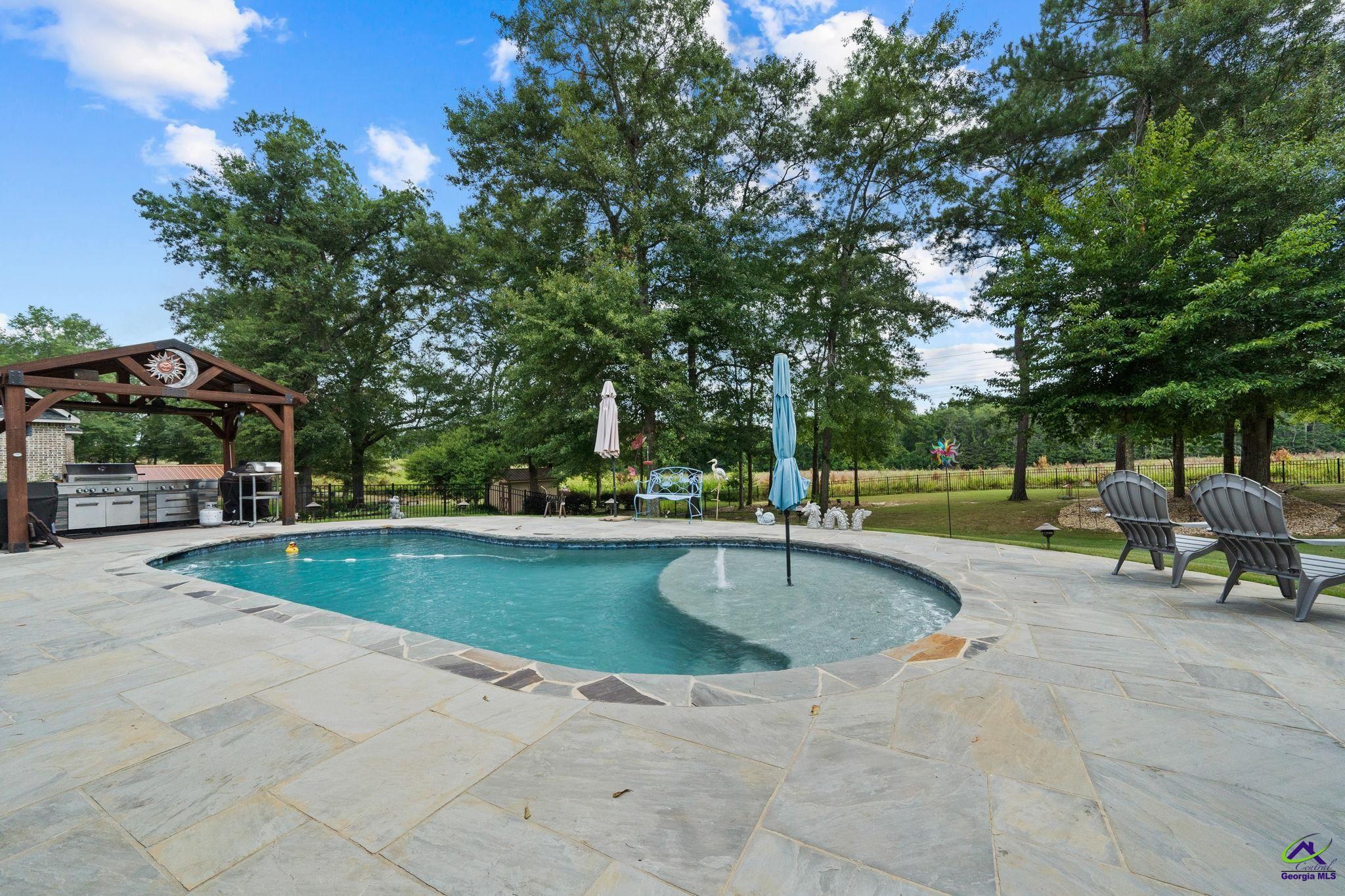 2027 Pin Oak Terrace