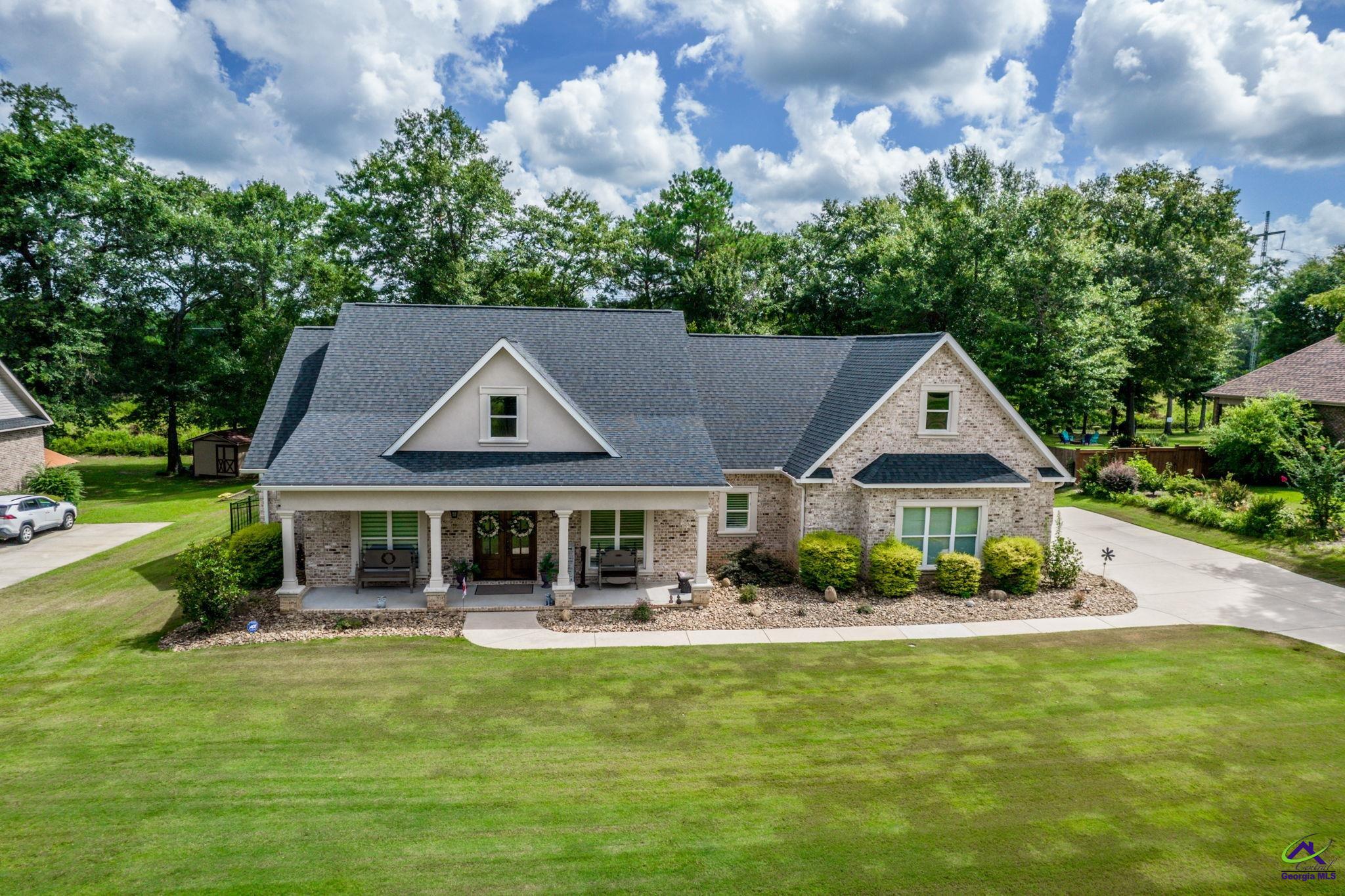 2027 Pin Oak Terrace