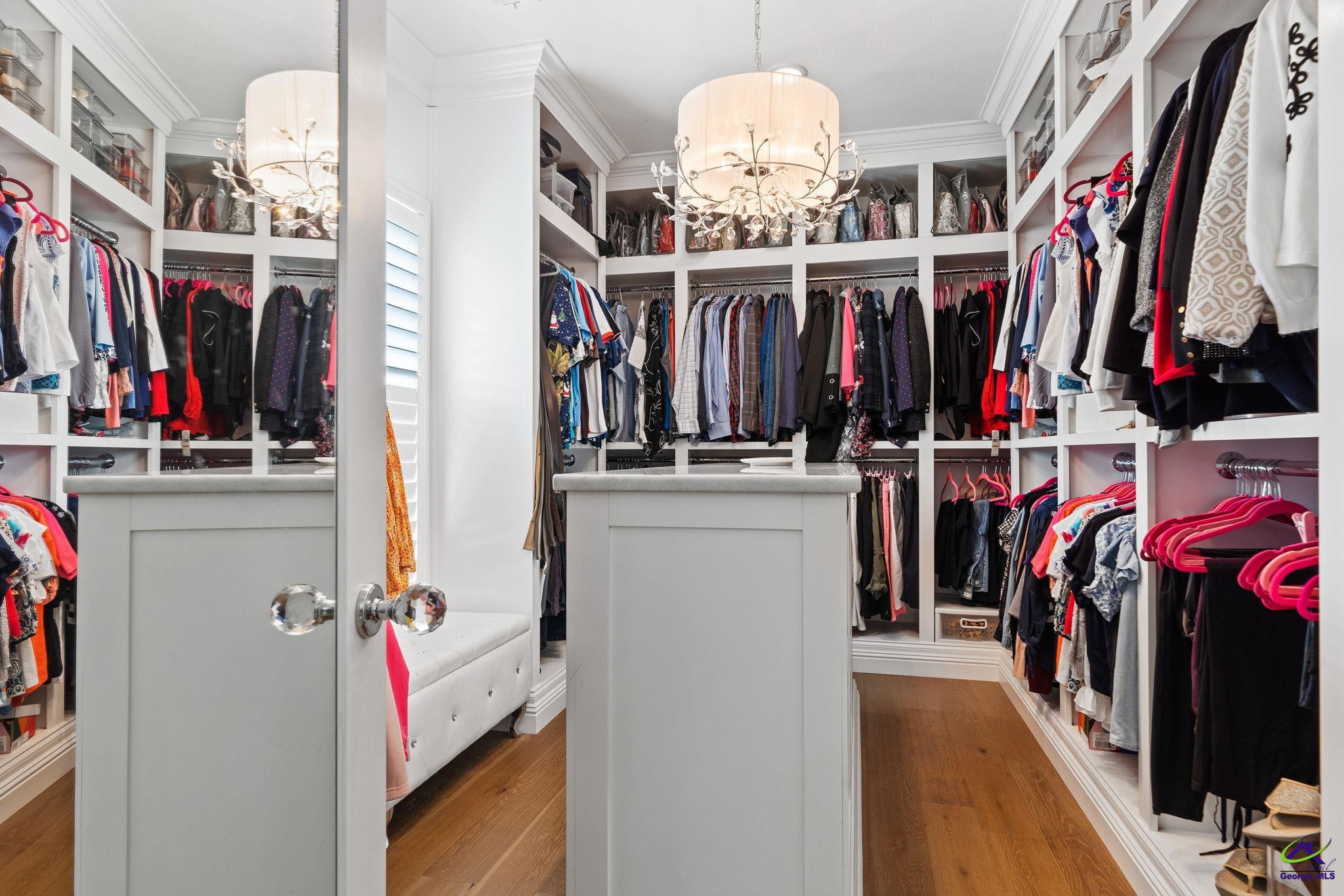 2027 Pin Oak Terrace