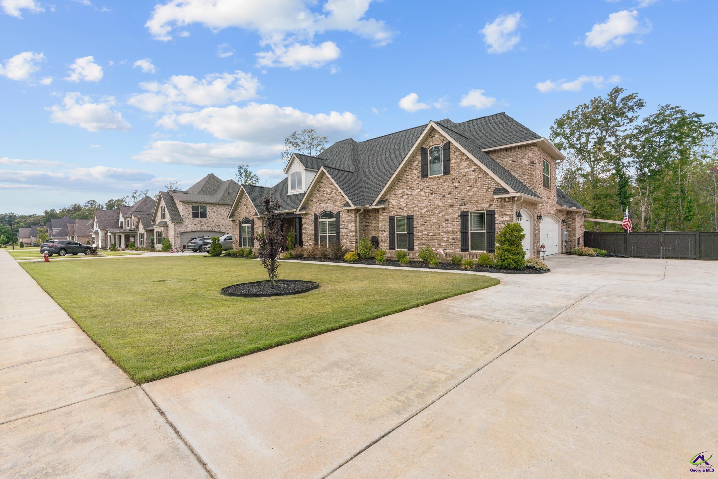 509 Woodlands Boulevard