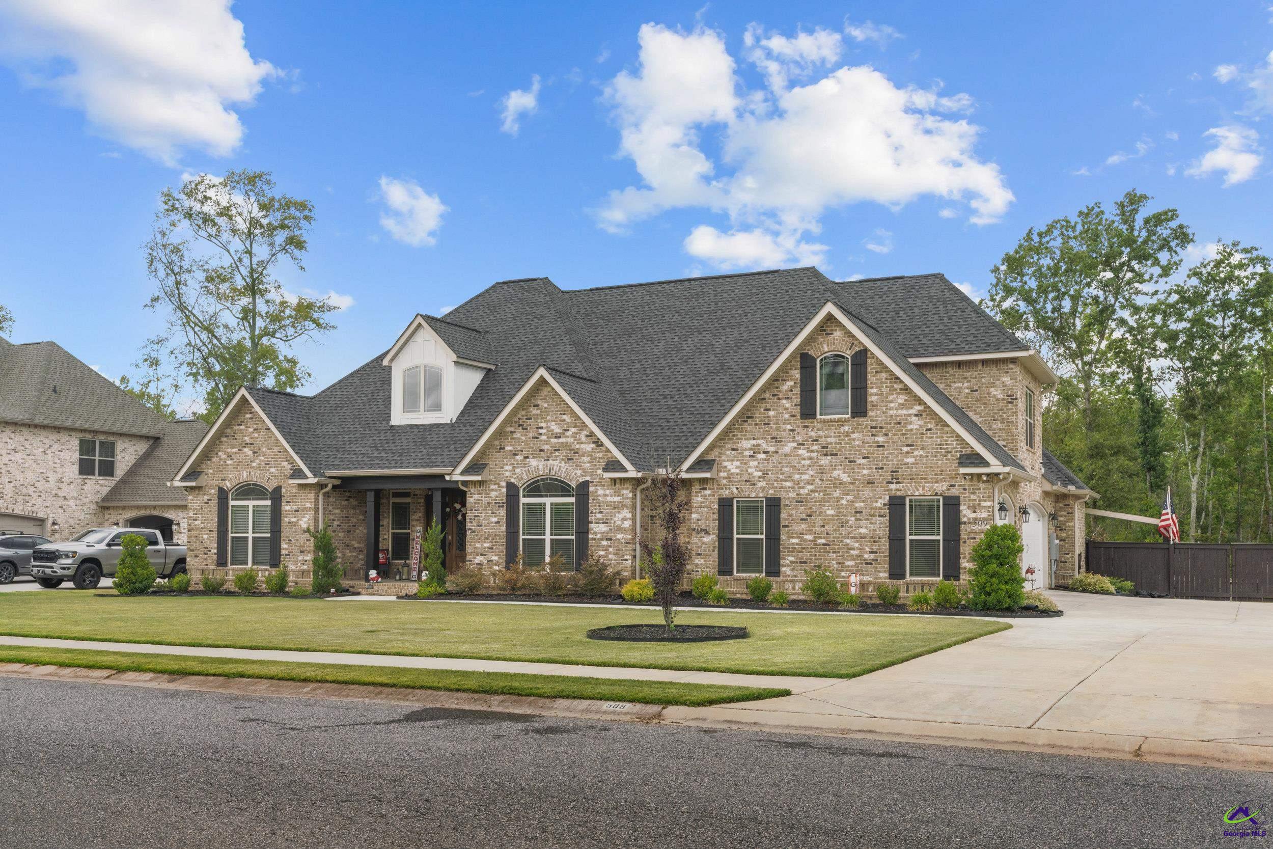 509 Woodlands Boulevard