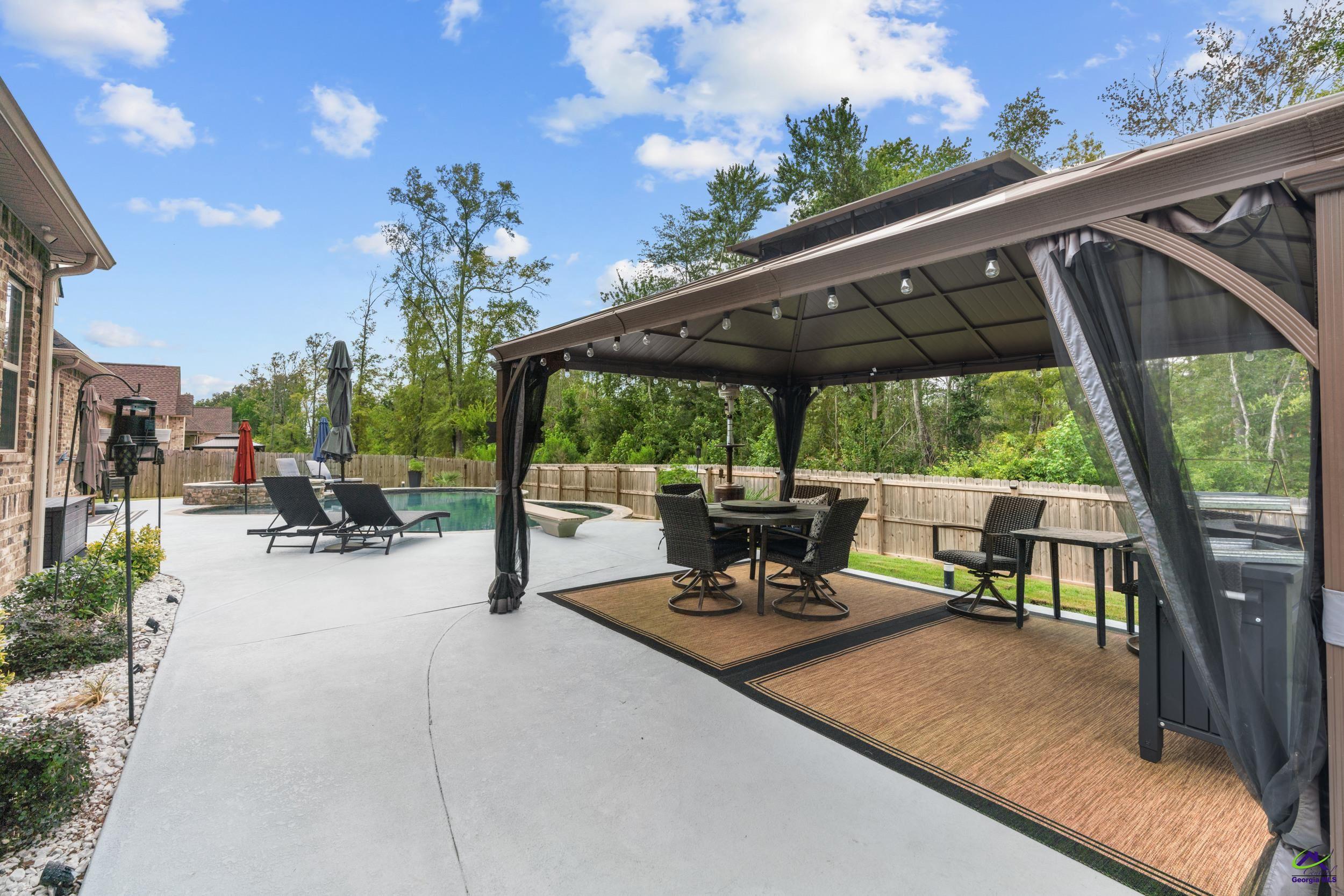509 Woodlands Boulevard