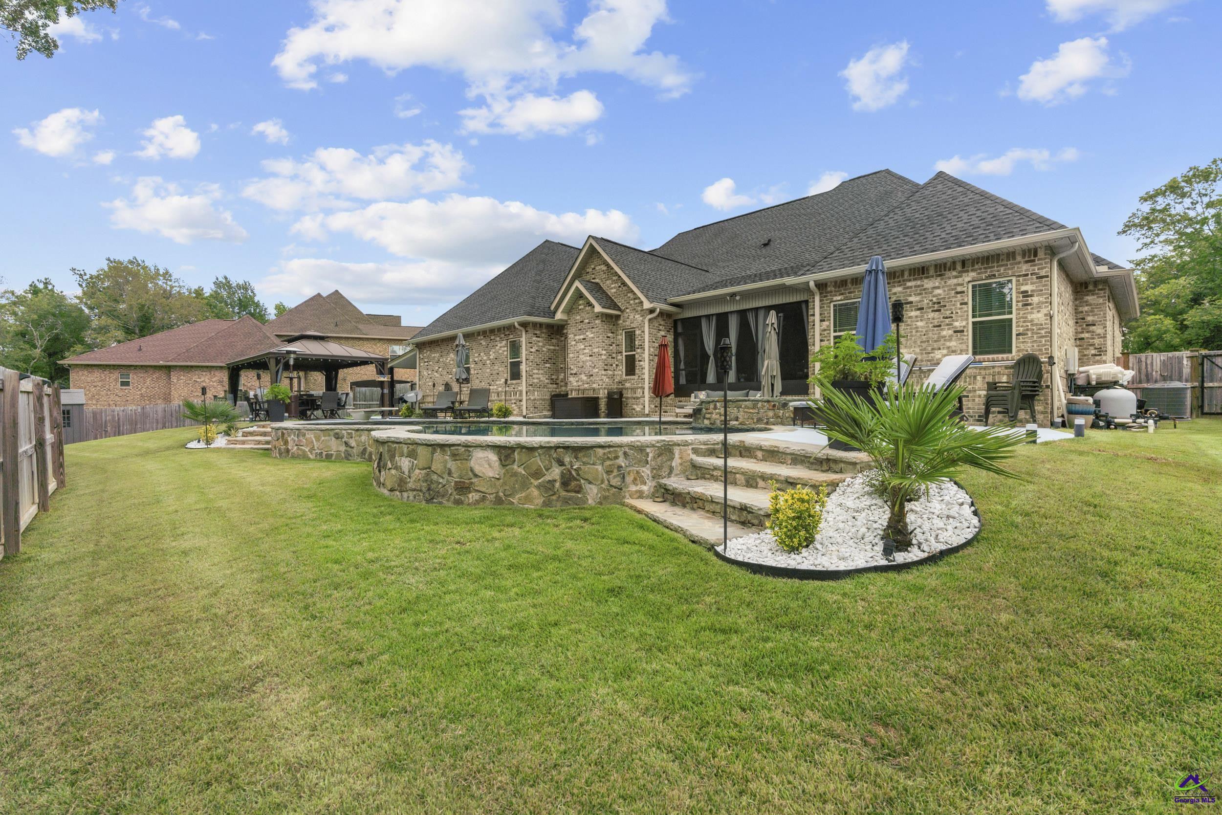 509 Woodlands Boulevard