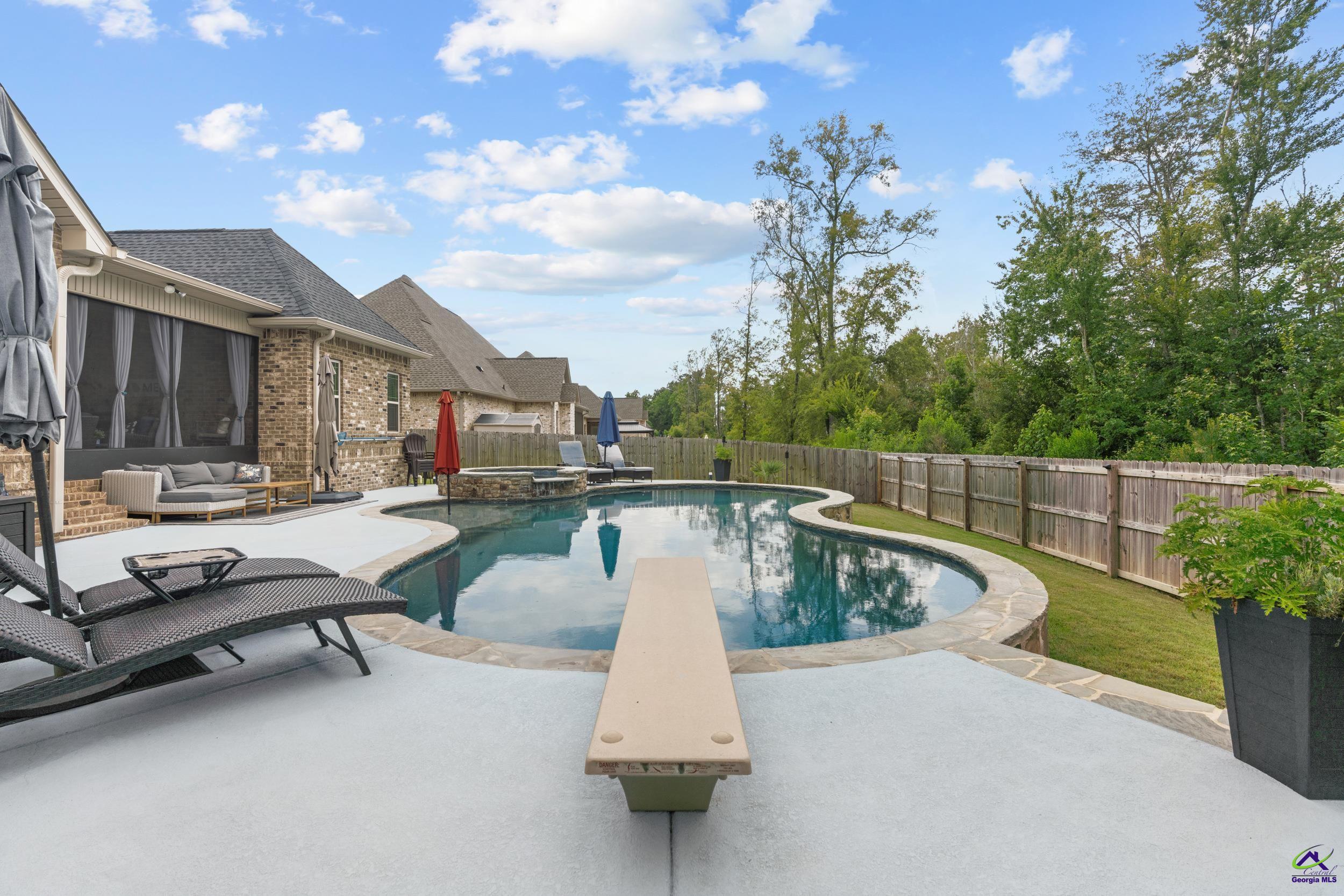 509 Woodlands Boulevard