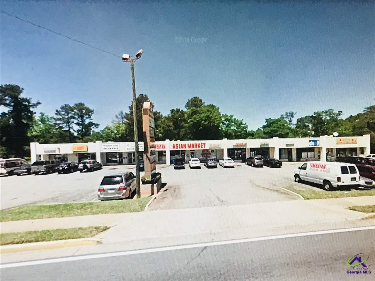 502 Russell Parkway
