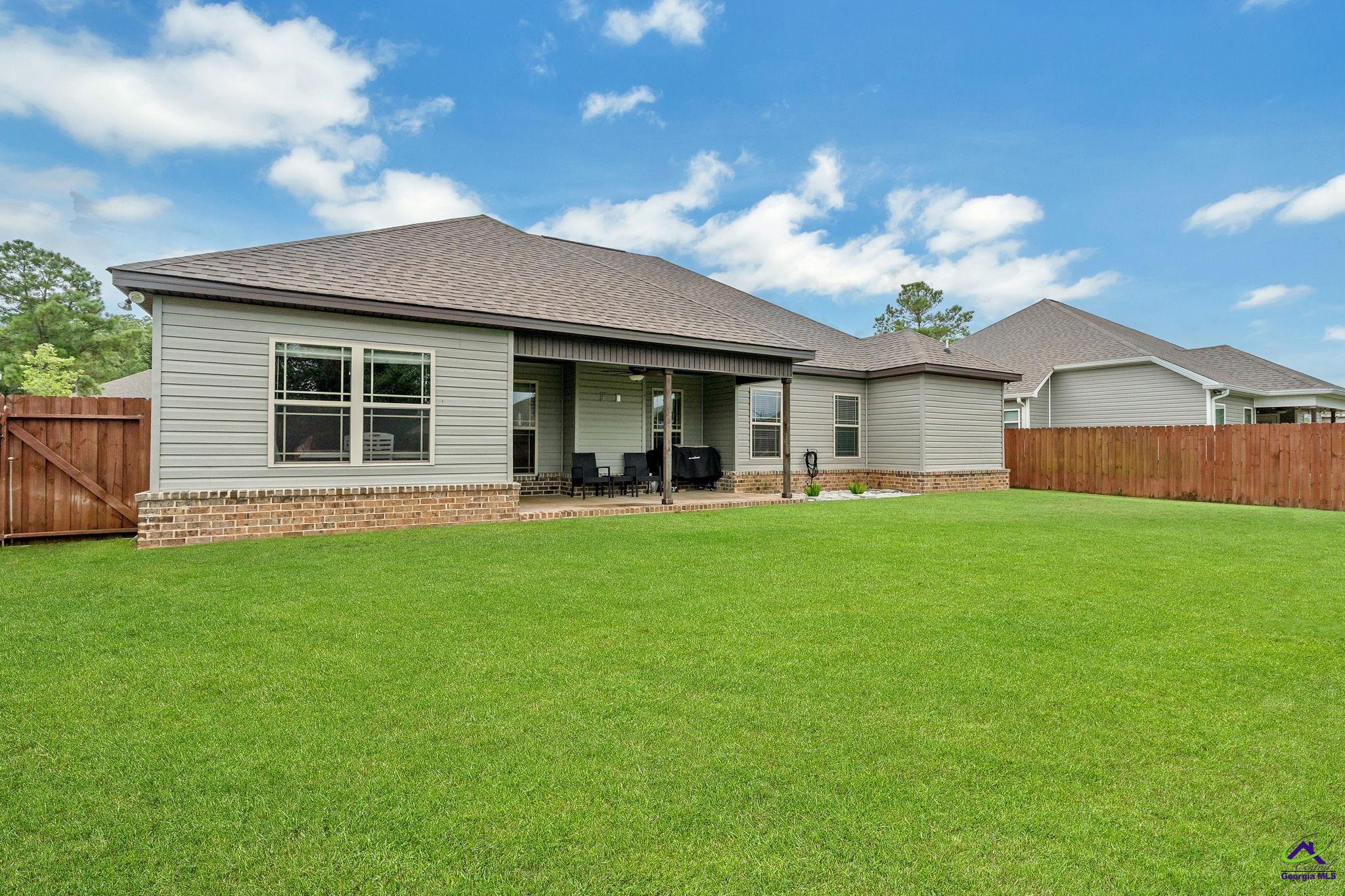 411 Avington Chase