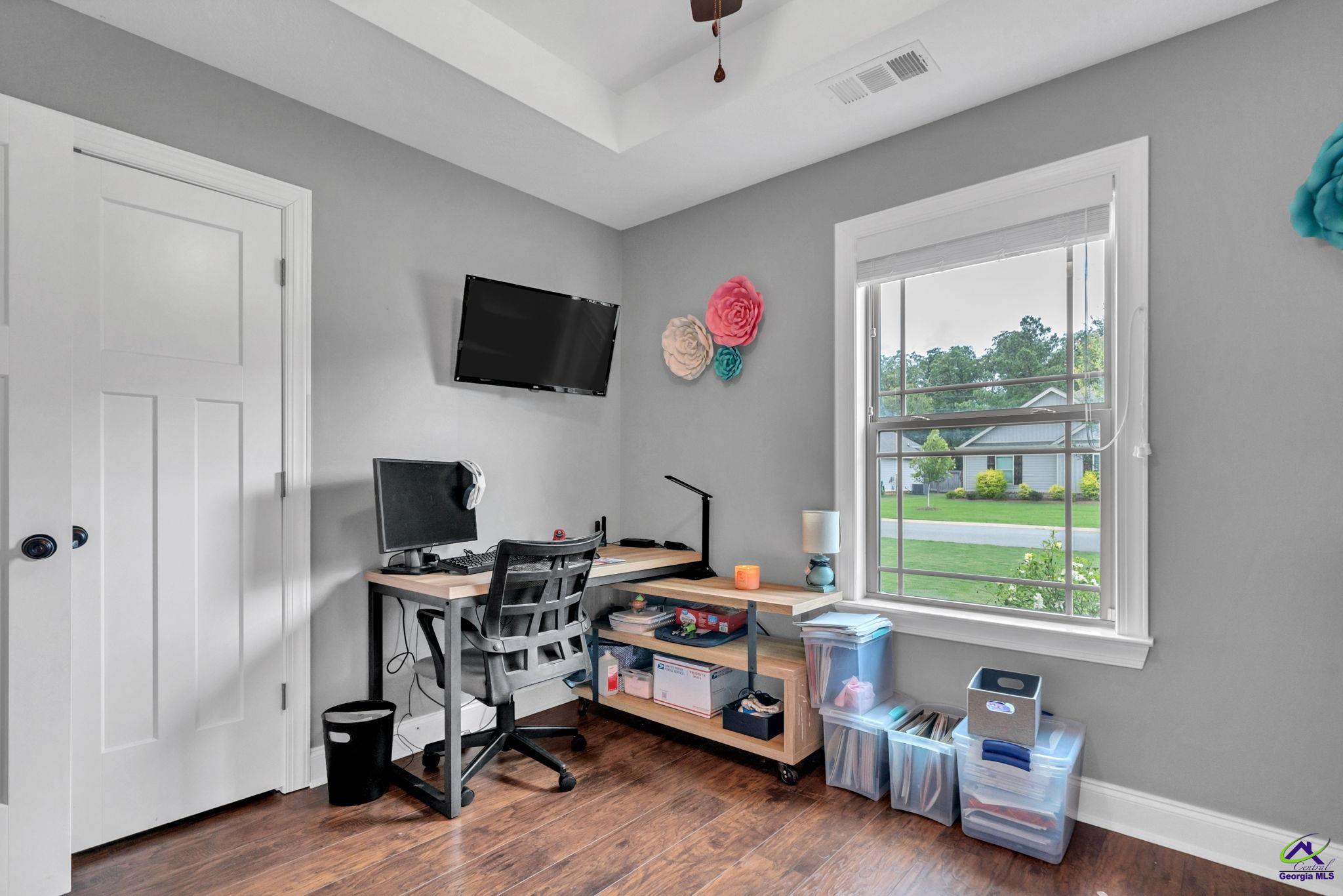 411 Avington Chase