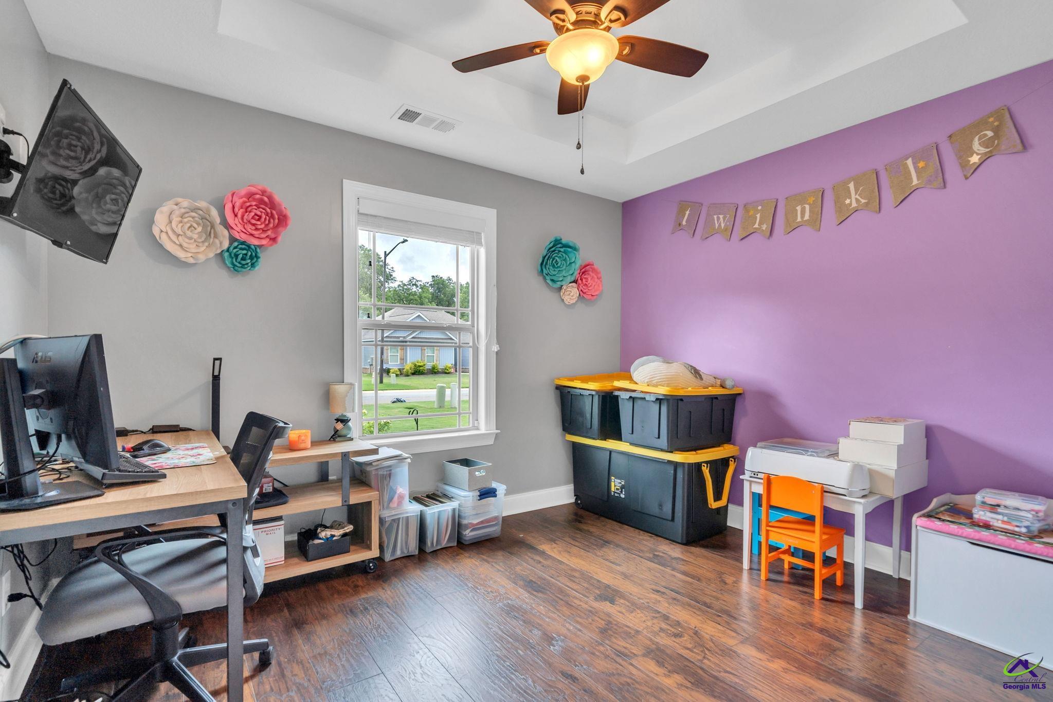 411 Avington Chase