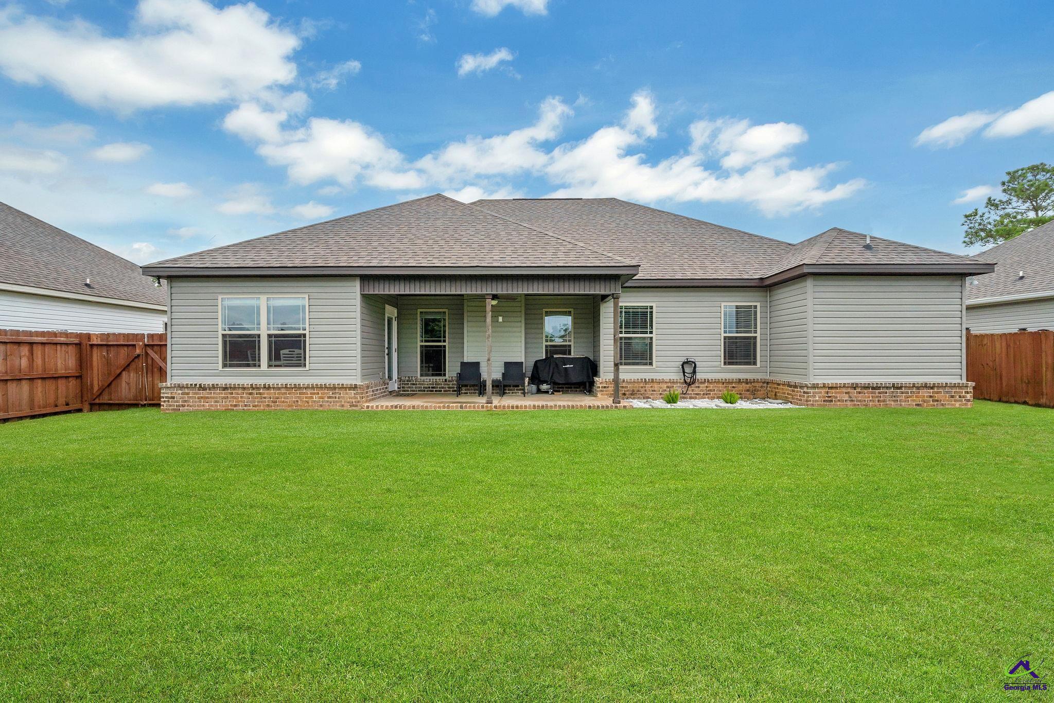 411 Avington Chase