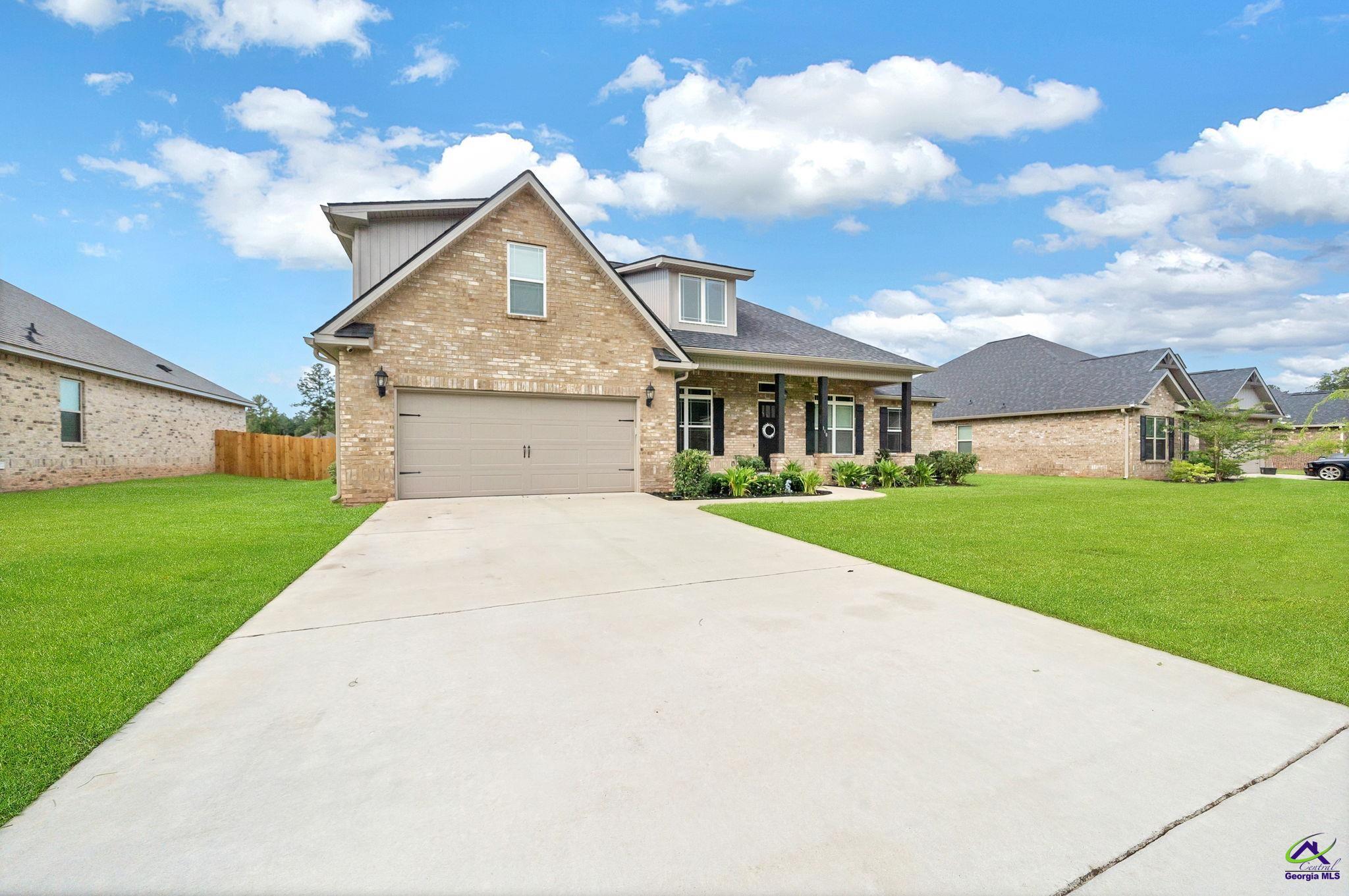 110 Blue Dunn Circle