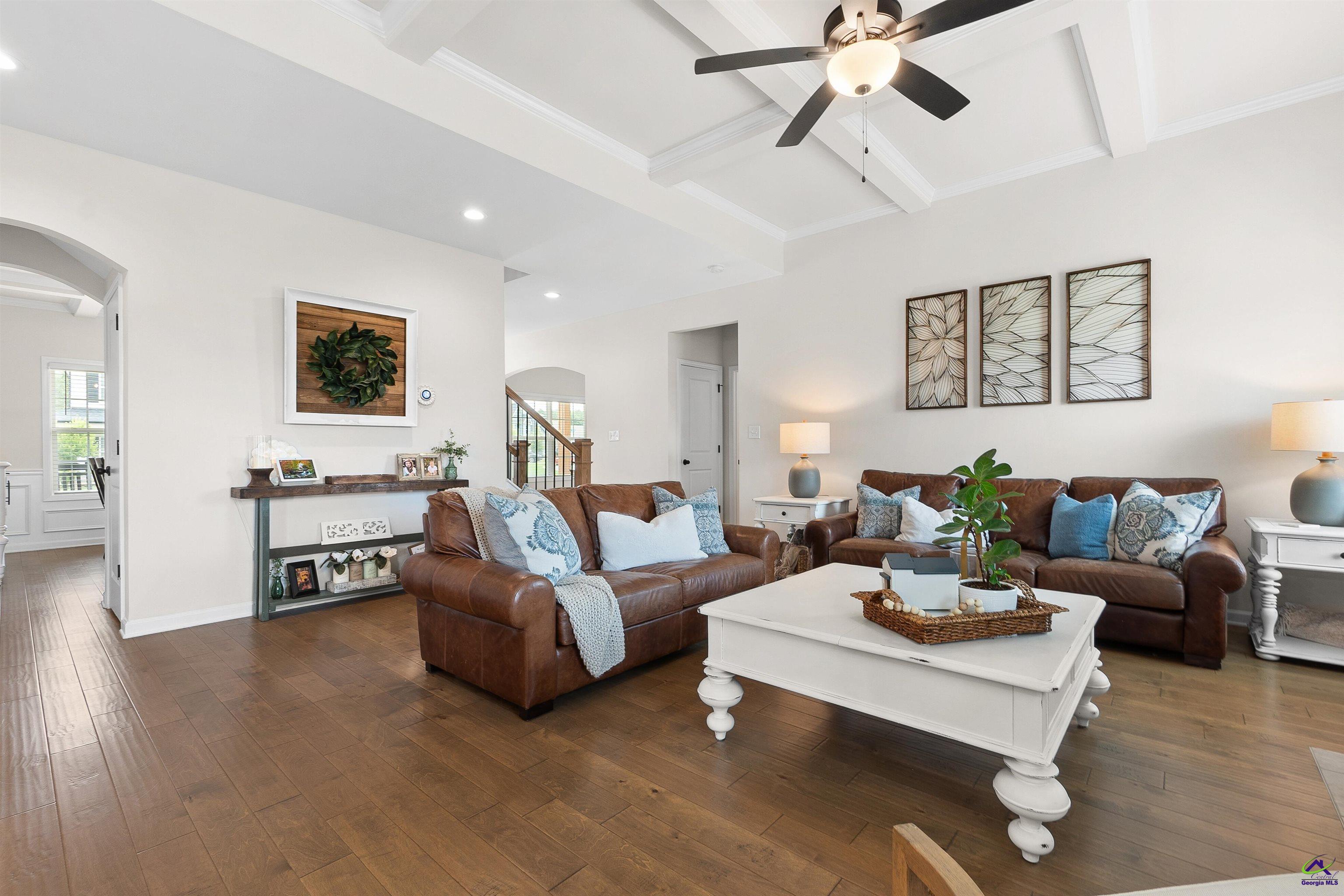 301 Shoshone Circle