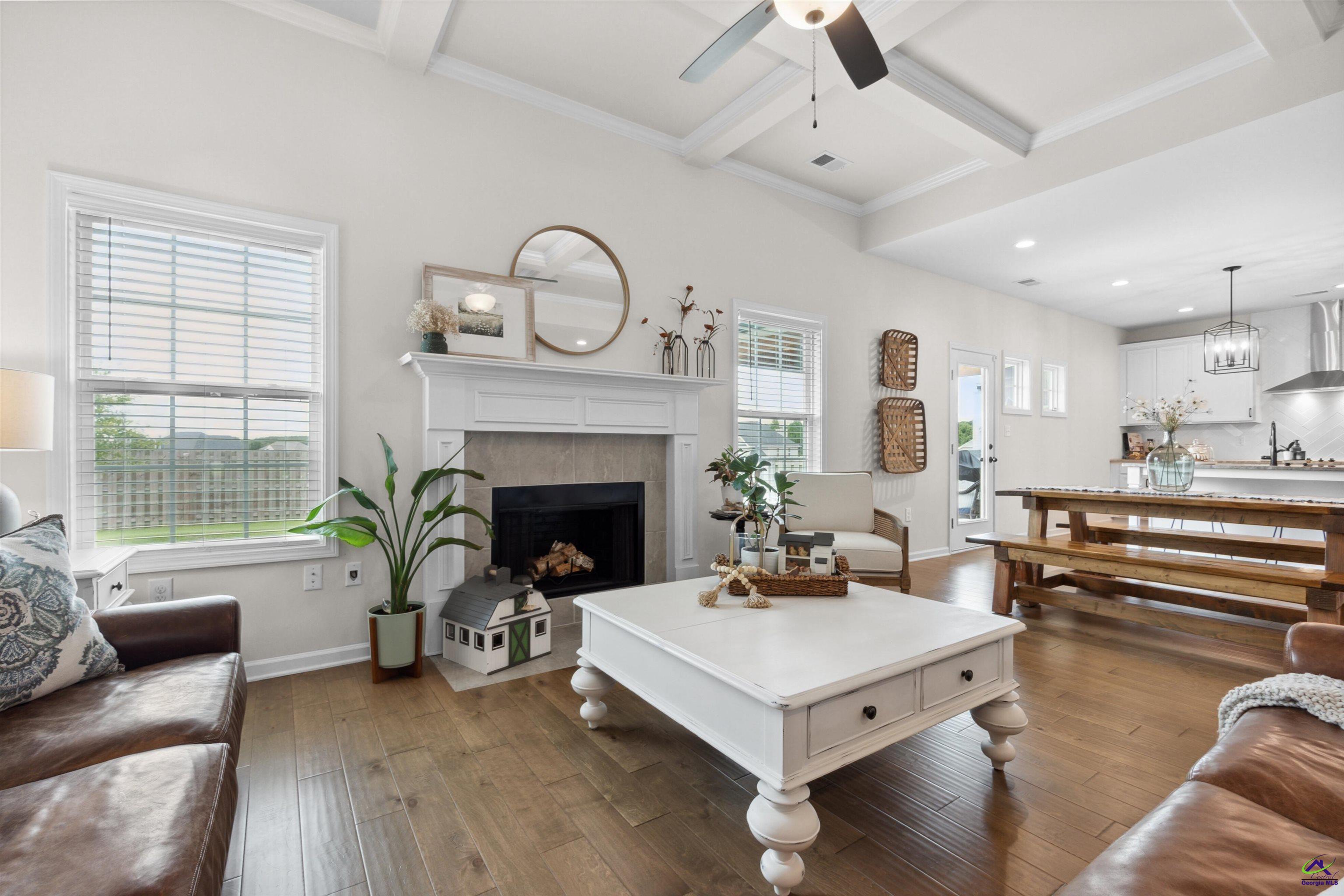 301 Shoshone Circle