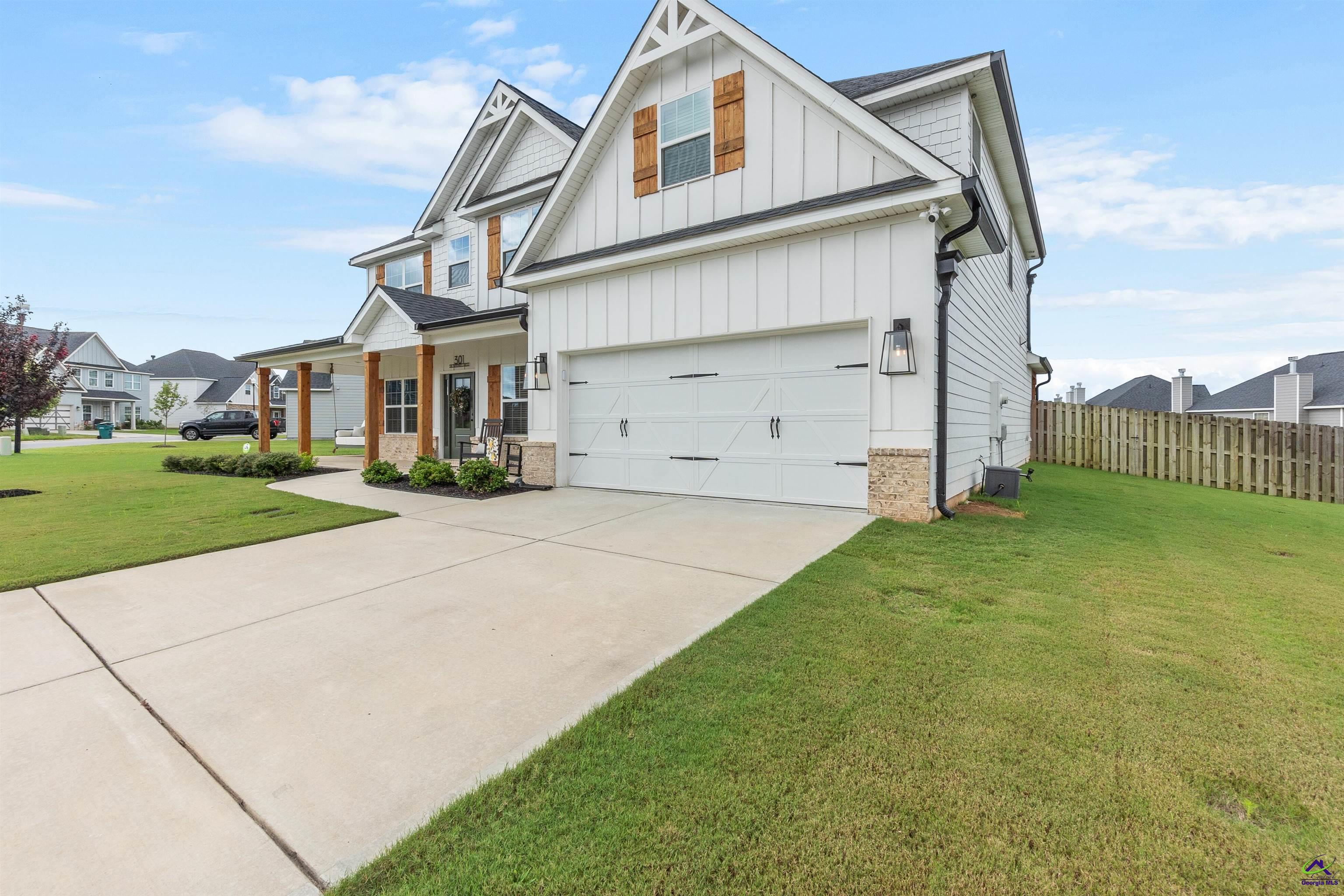 301 Shoshone Circle
