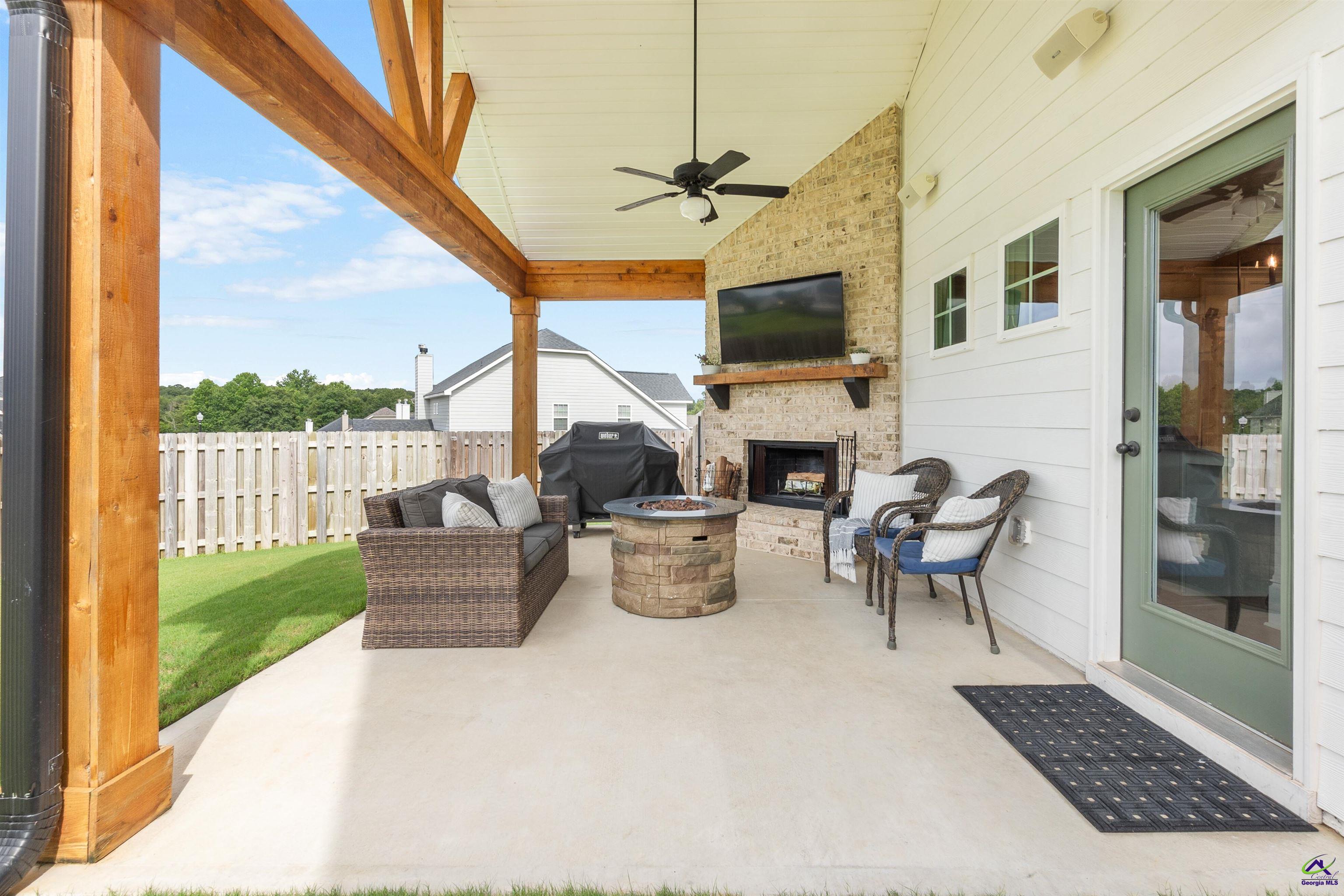 301 Shoshone Circle